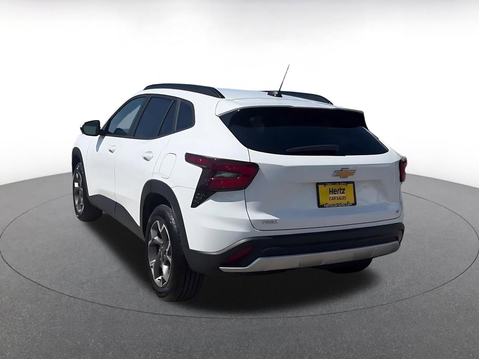 Thumbnail: 2025 Chevrolet Trax - 11