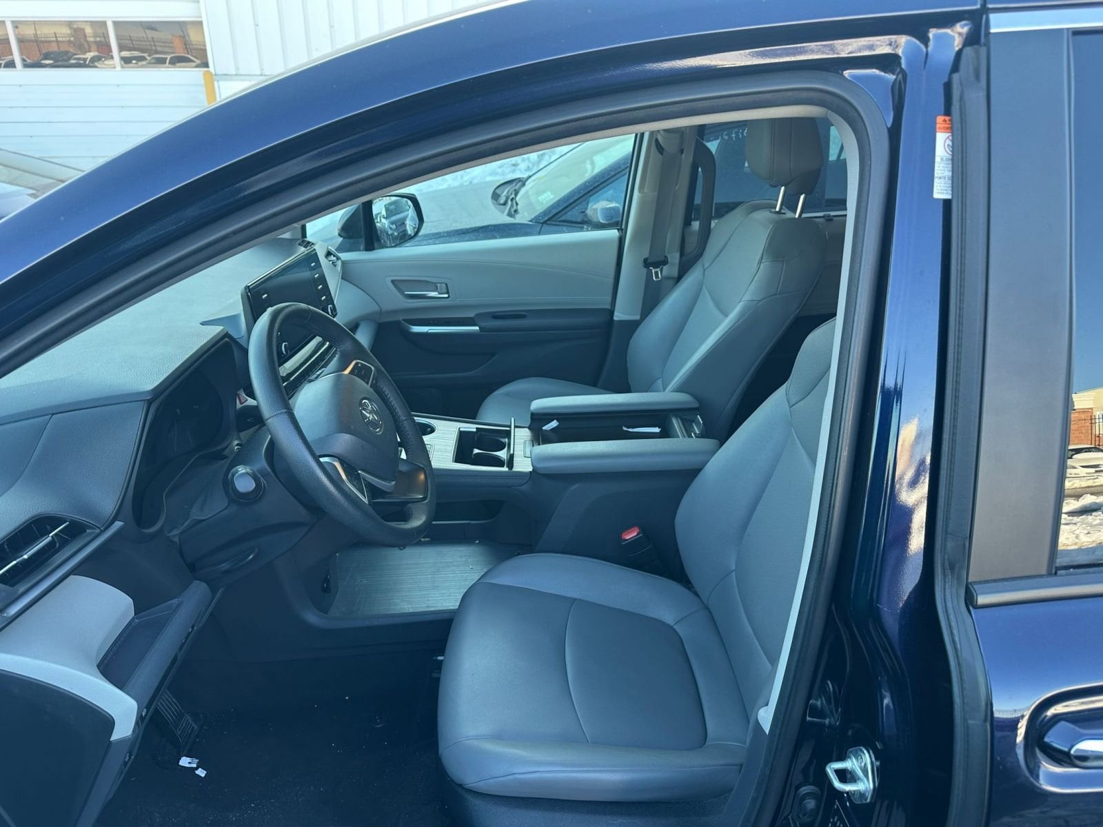 Thumbnail: 2024 Toyota Sienna - 6