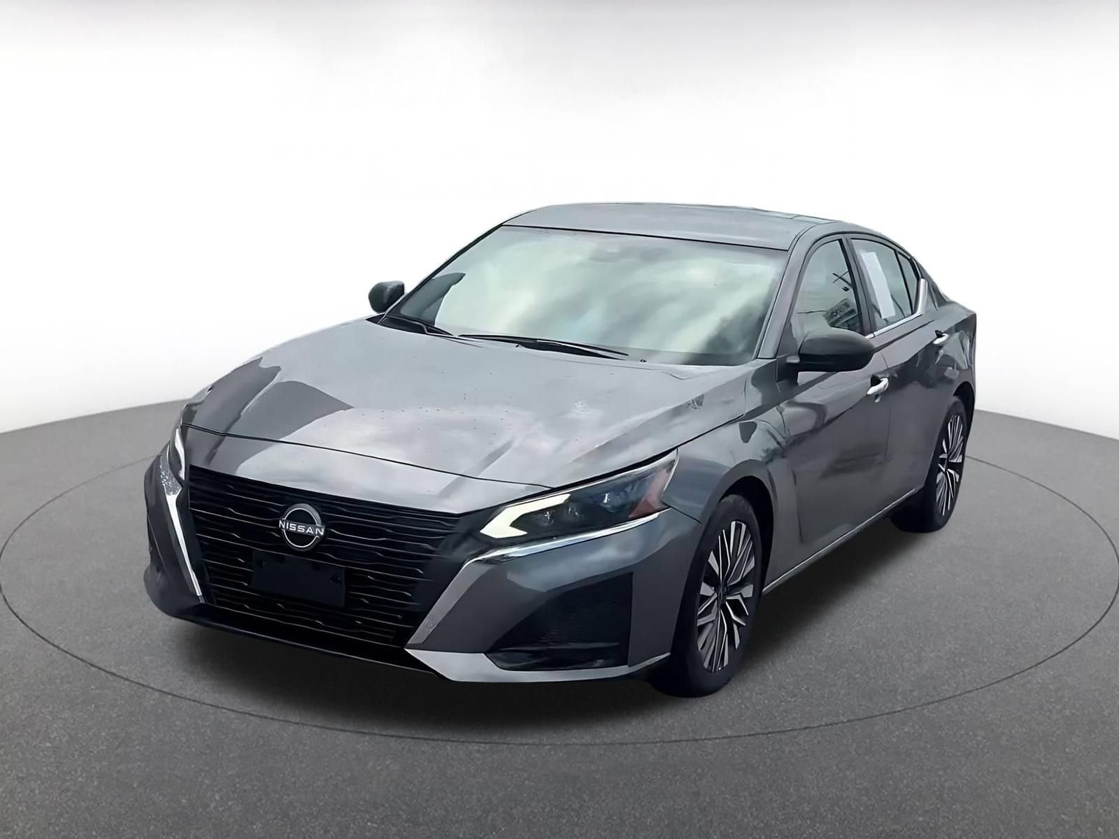 Thumbnail: 2025 Nissan Altima - 6