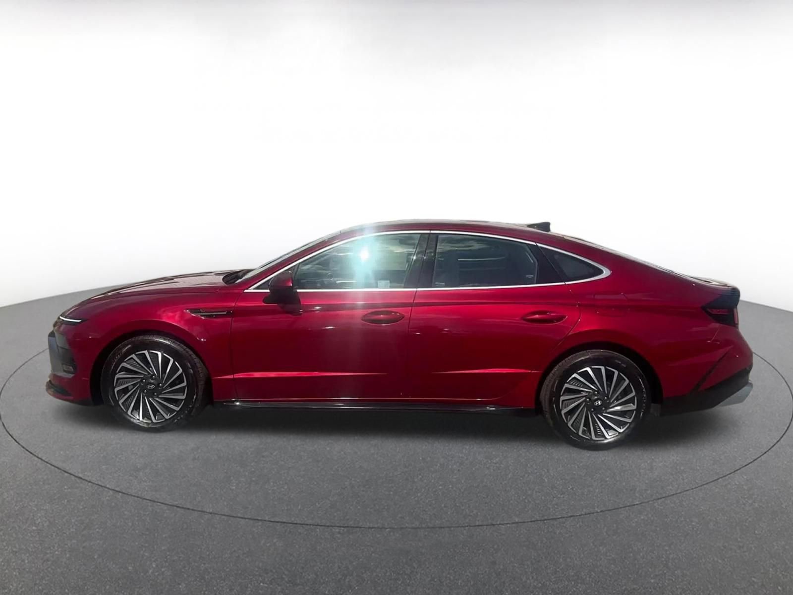 Thumbnail: 2025 Hyundai Sonata - 9