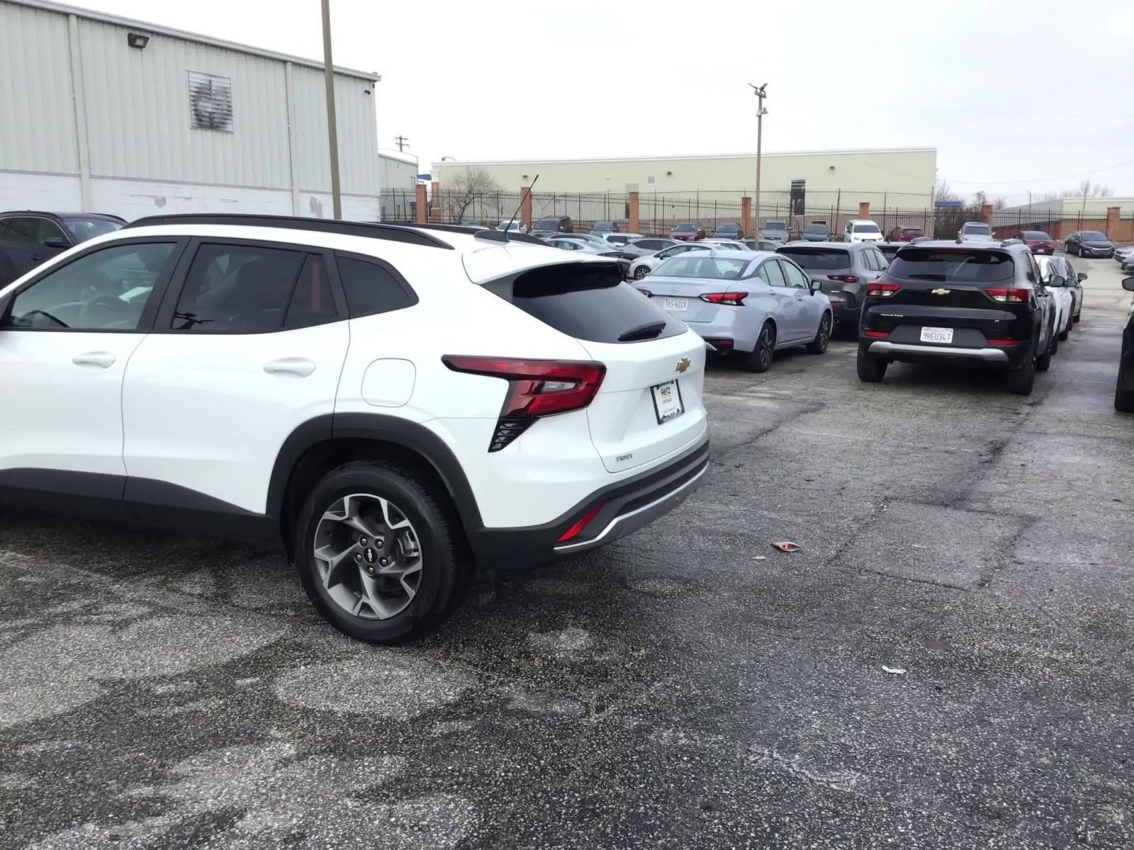 Thumbnail: 2025 Chevrolet Trax - 9