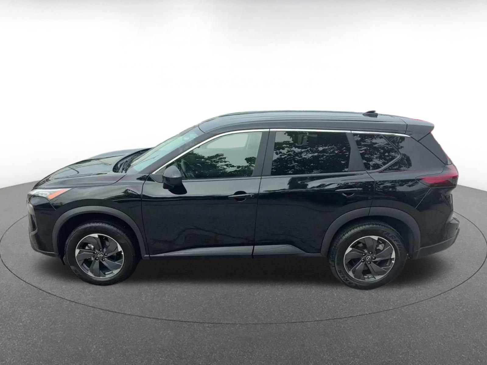 Thumbnail: 2025 Nissan Rogue - 8