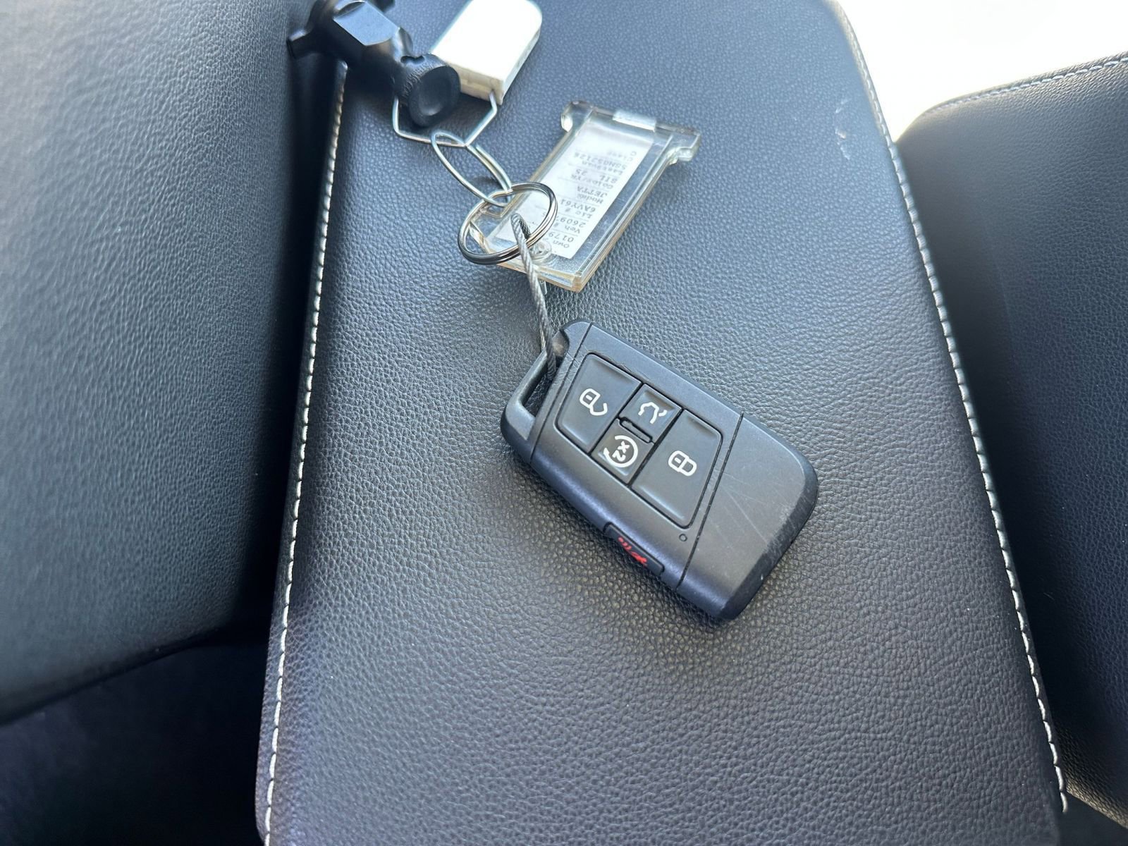 Thumbnail: 2025 Volkswagen Jetta - 22