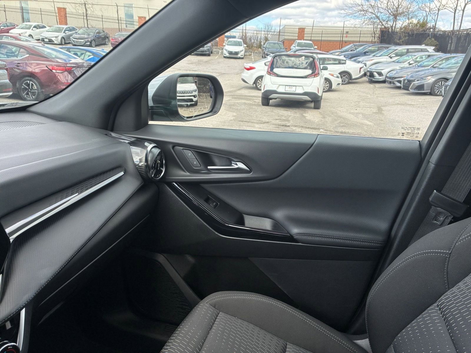 Thumbnail: 2025 Chevrolet Equinox - 30