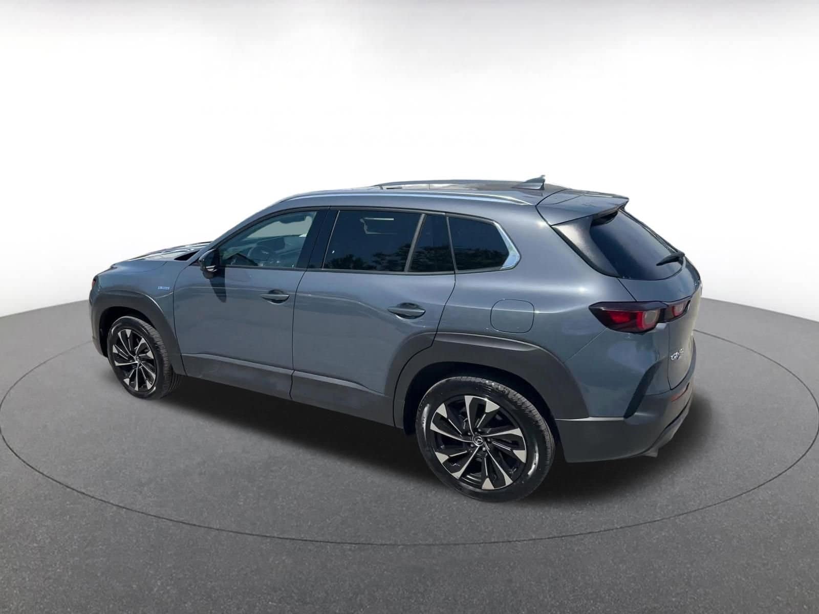 Thumbnail: 2025 Mazda CX-50 - 10