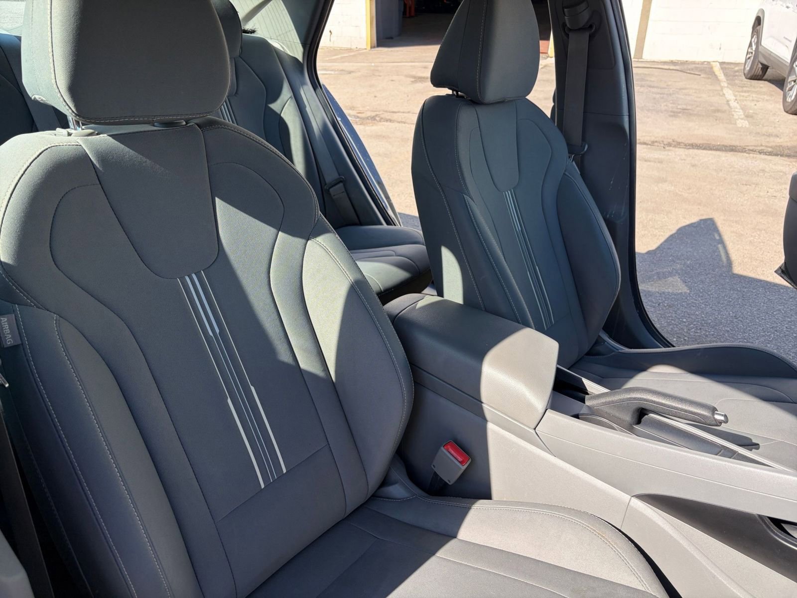 Thumbnail: 2023 Hyundai Elantra - 35