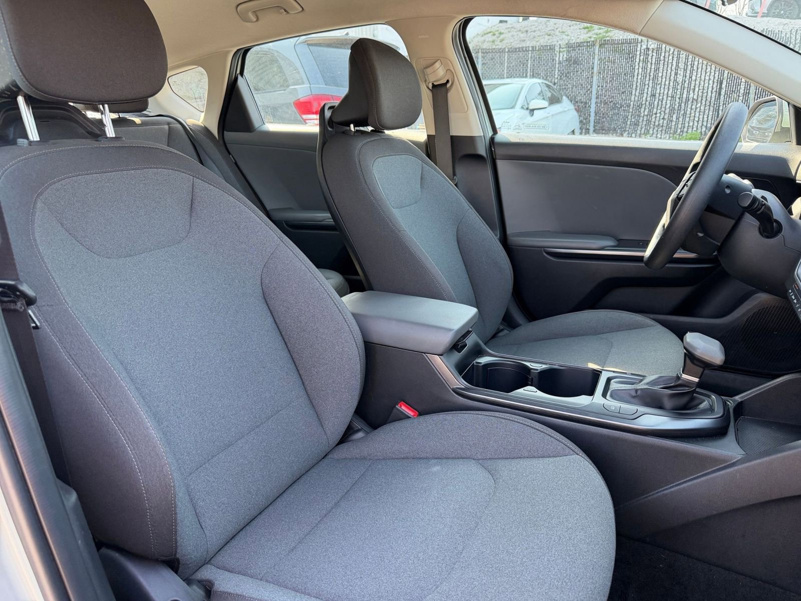 Thumbnail: 2025 Kia K4 - 34