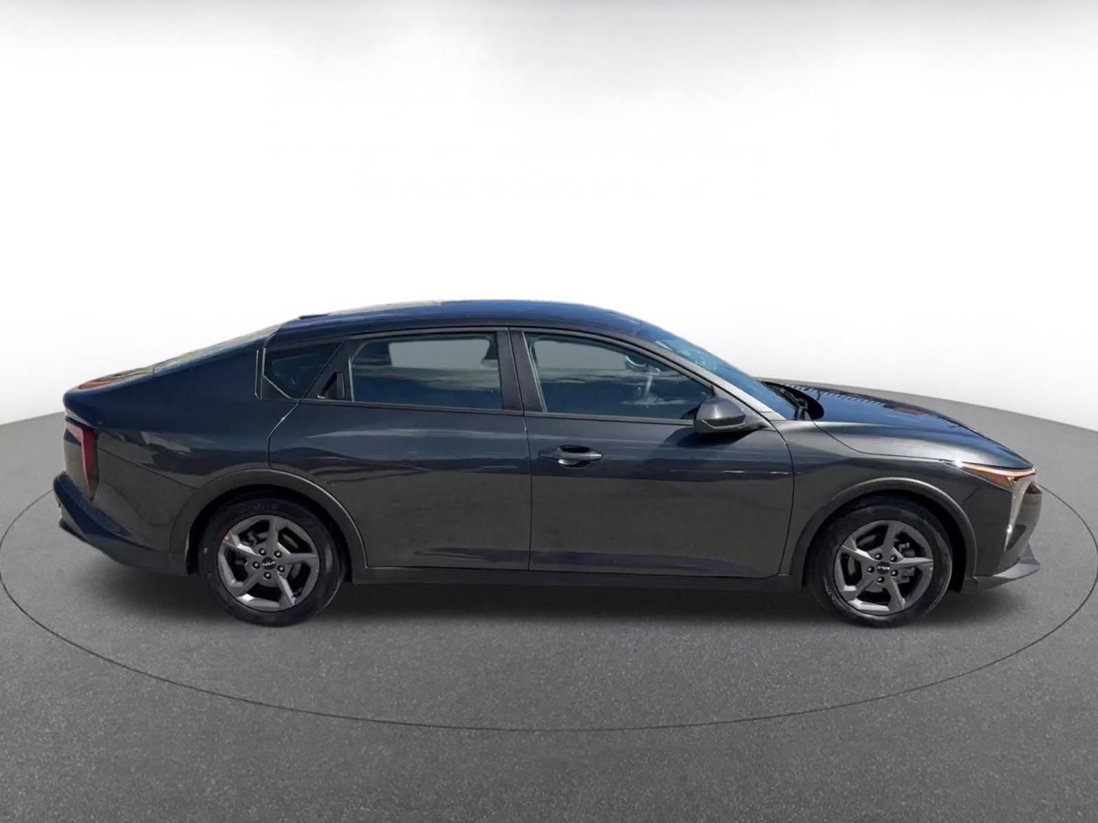 Thumbnail: 2025 Kia K4 - 16