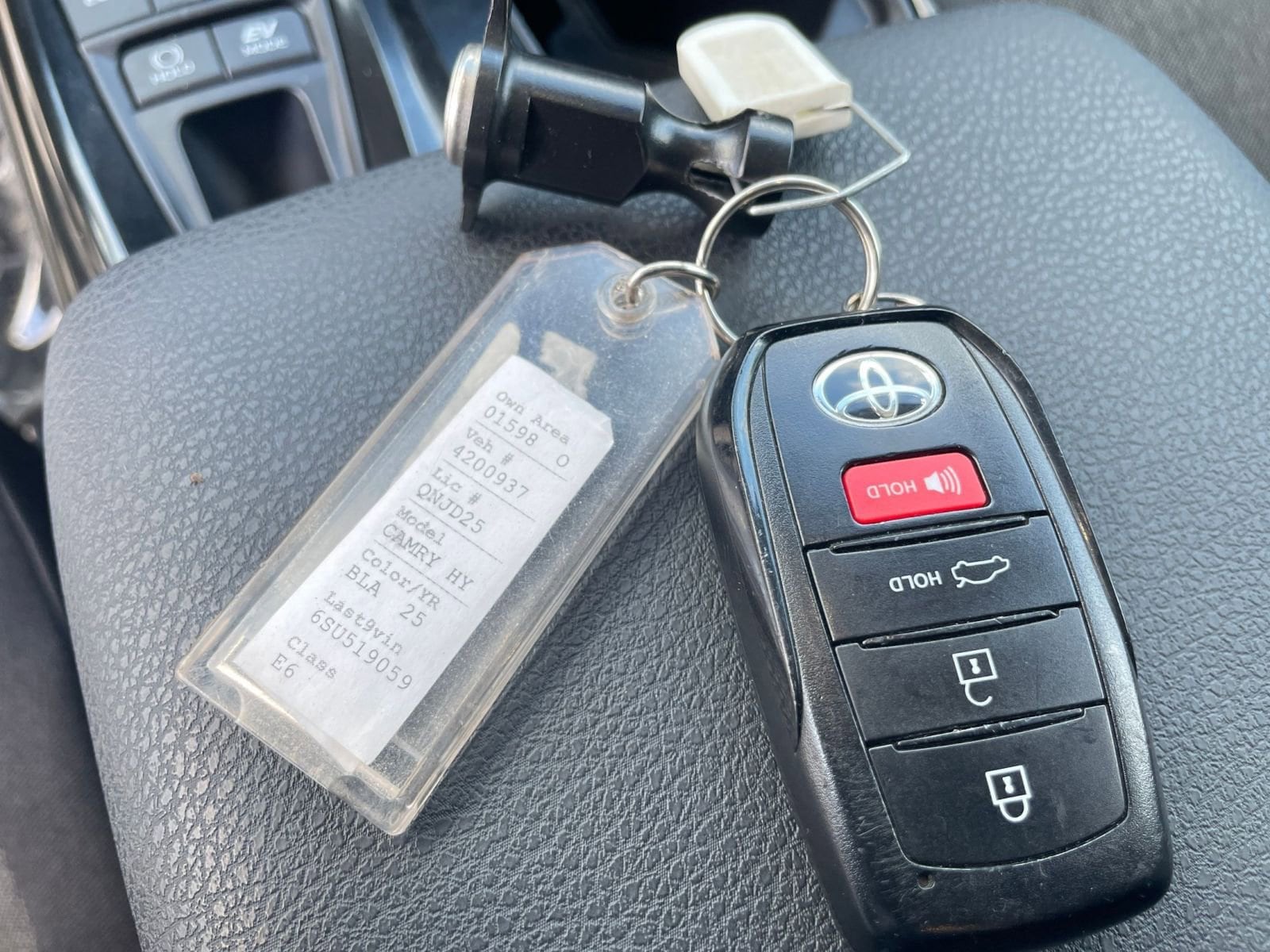 Thumbnail: 2025 Toyota Camry - 22