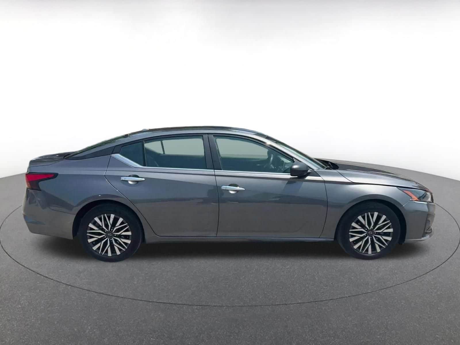 Thumbnail: 2025 Nissan Altima - 16