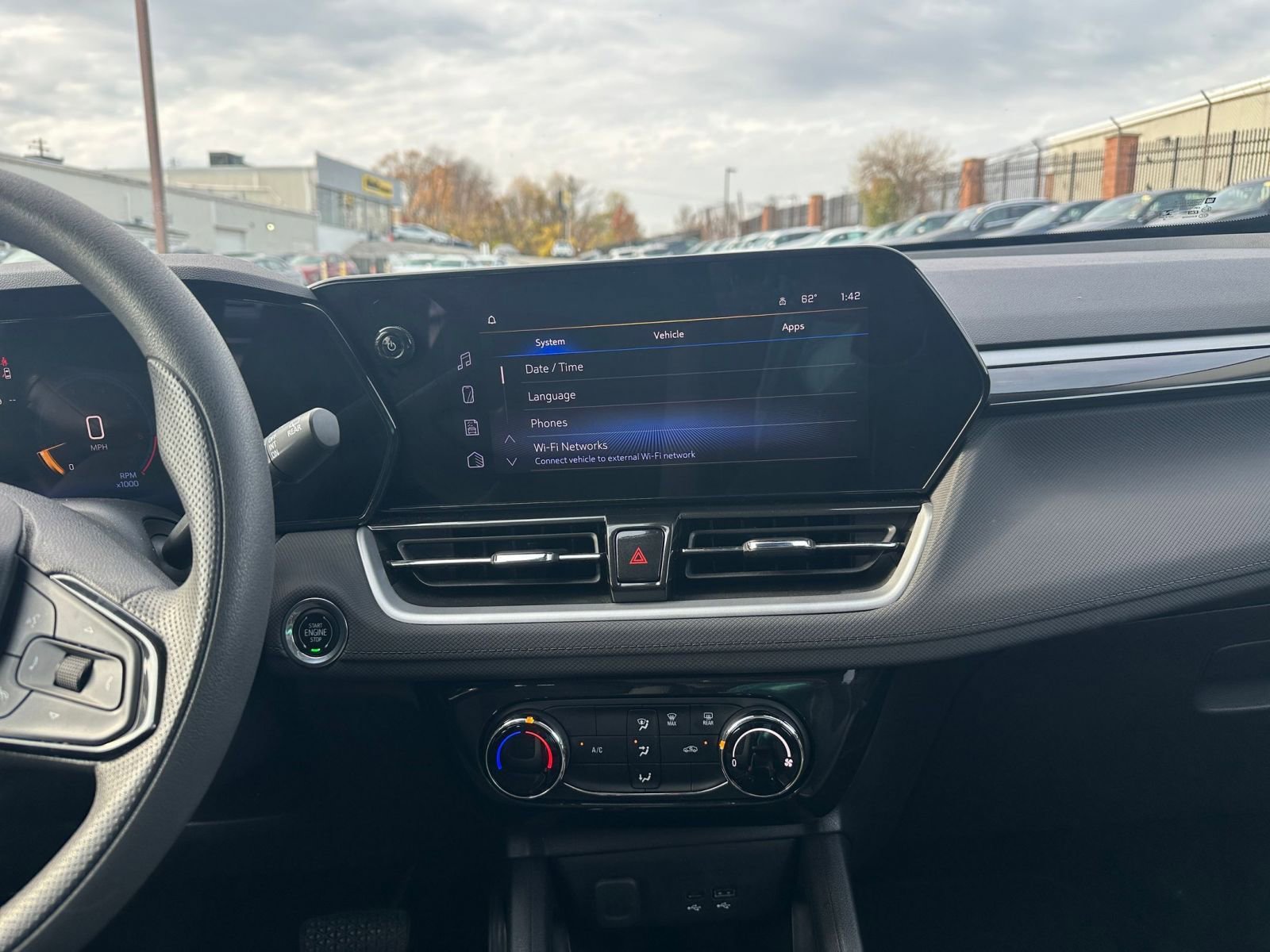 Thumbnail: 2025 Chevrolet TrailBlazer - 18