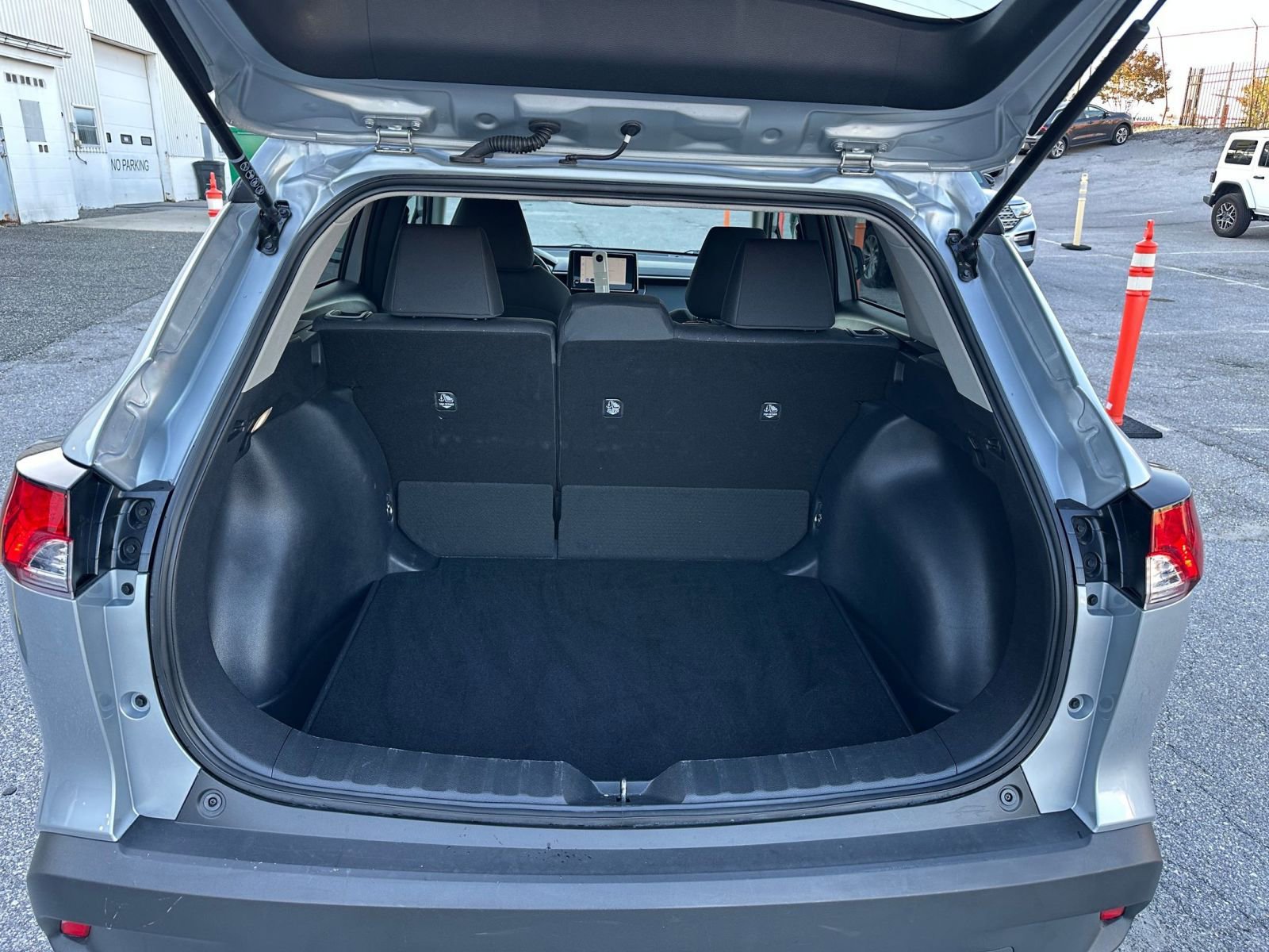 Thumbnail: 2025 Toyota Corolla Cross - 30