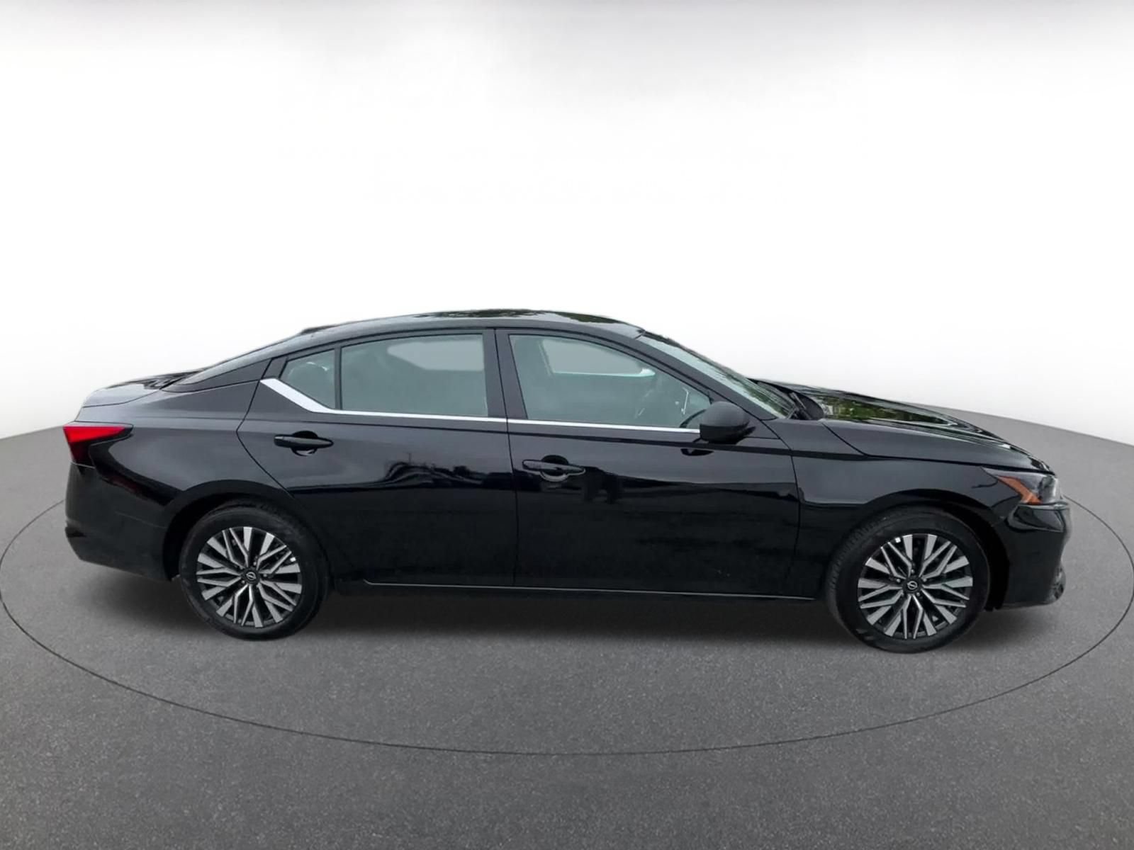 Thumbnail: 2026 Nissan Altima - 15