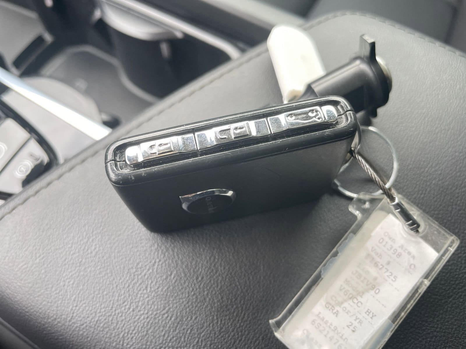 Thumbnail: 2025 Volvo S60 - 22