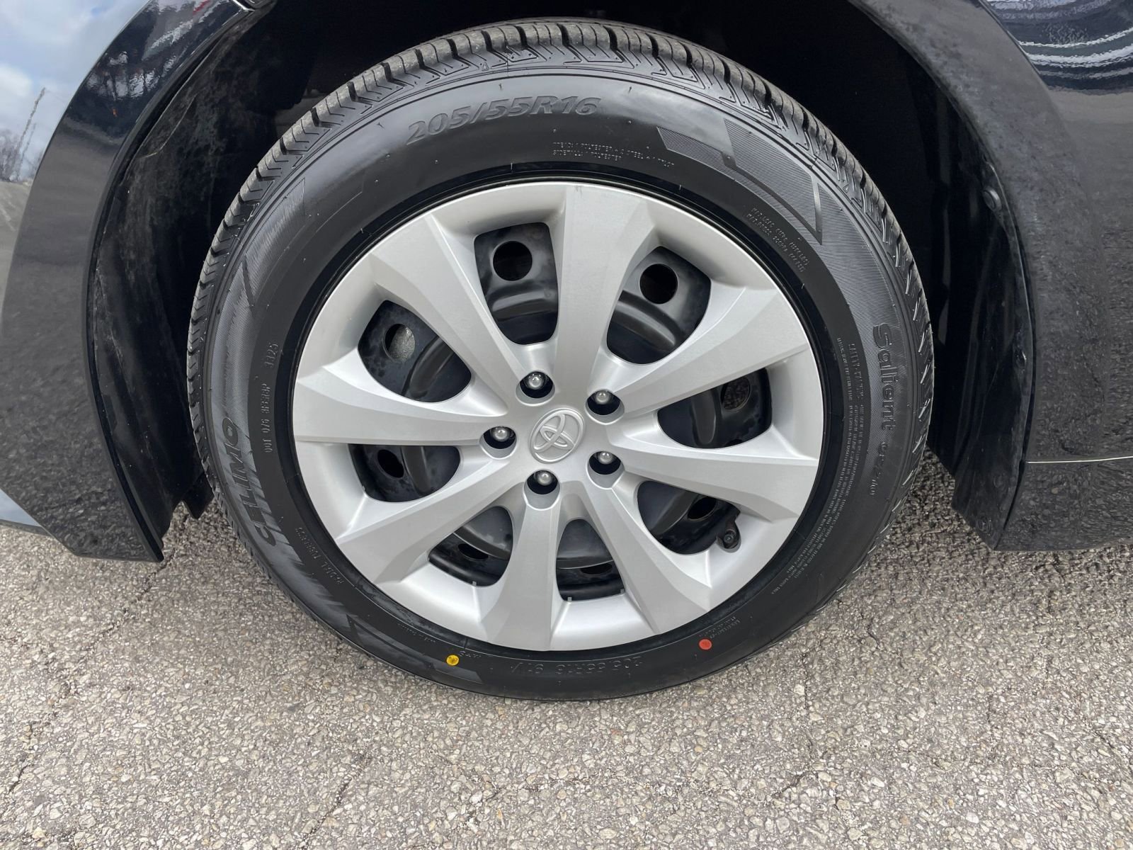 Thumbnail: 2025 Toyota Corolla - 28