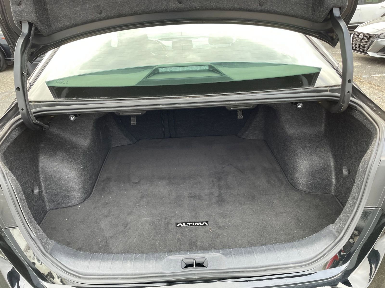 Thumbnail: 2025 Nissan Altima - 30