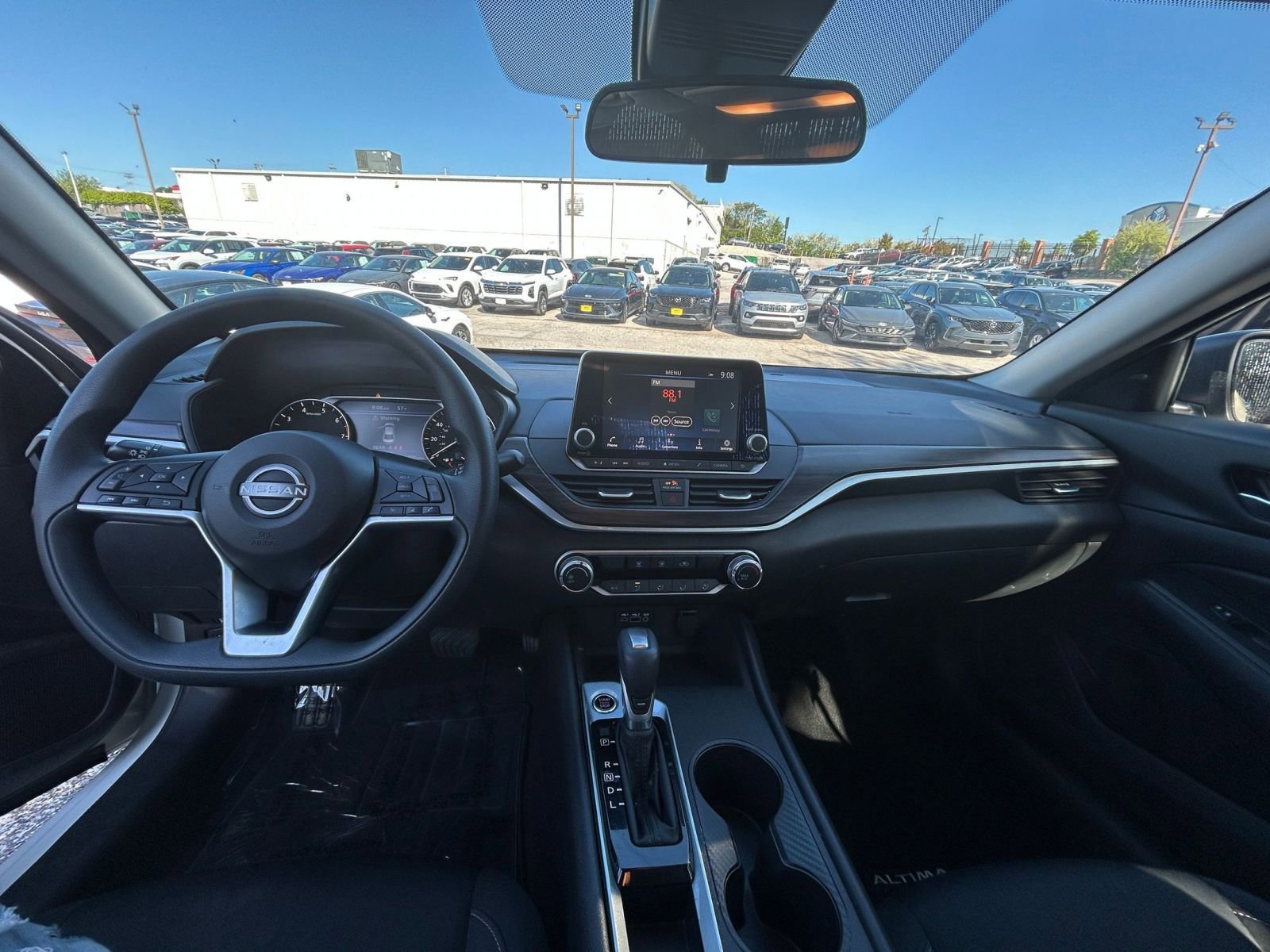 Thumbnail: 2025 Nissan Altima - 28
