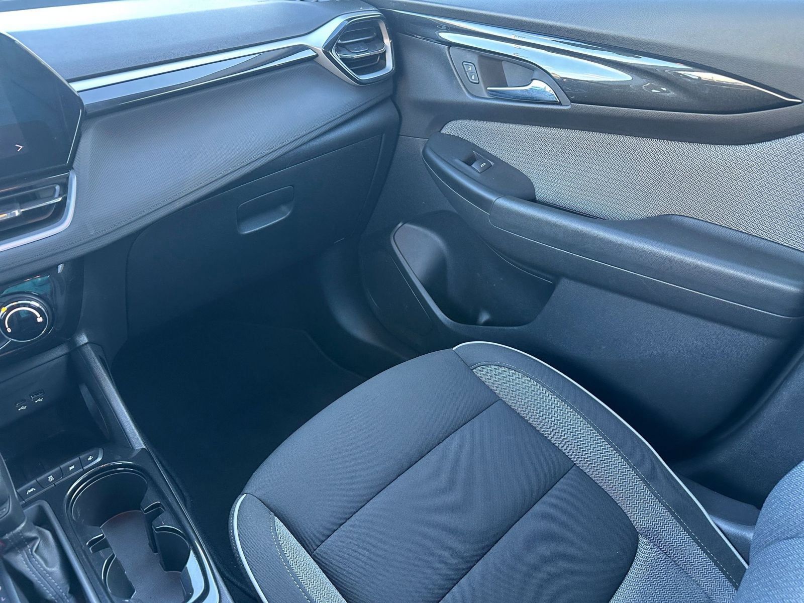 Thumbnail: 2025 Chevrolet TrailBlazer - 33