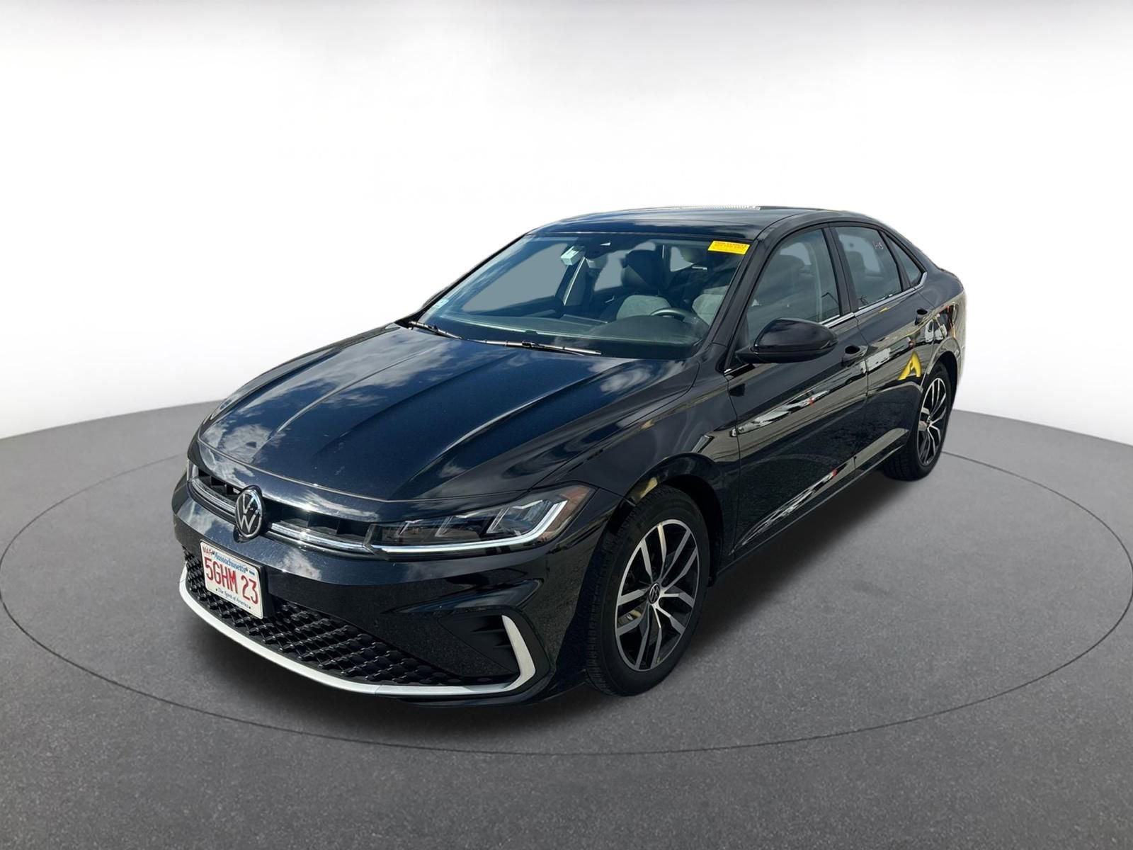 Thumbnail: 2025 Volkswagen Jetta - 3