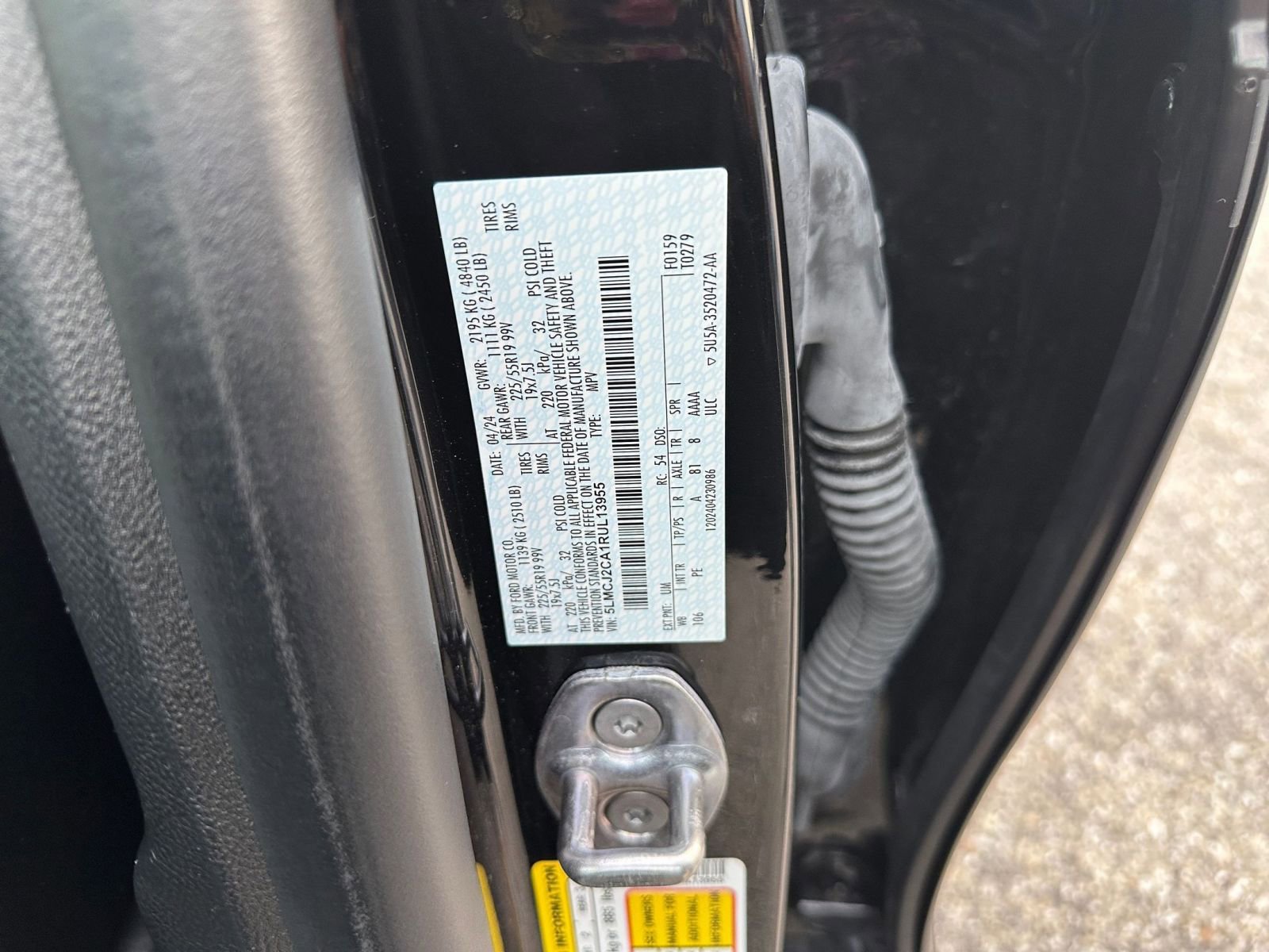 Thumbnail: 2024 Lincoln Corsair - 29