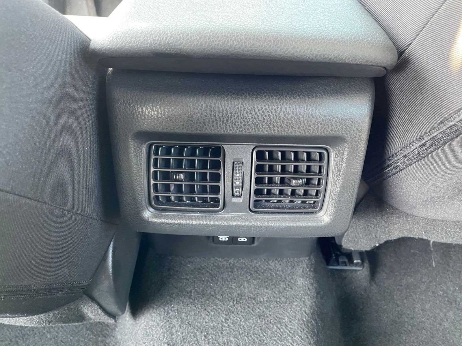 Thumbnail: 2025 Toyota Camry - 23