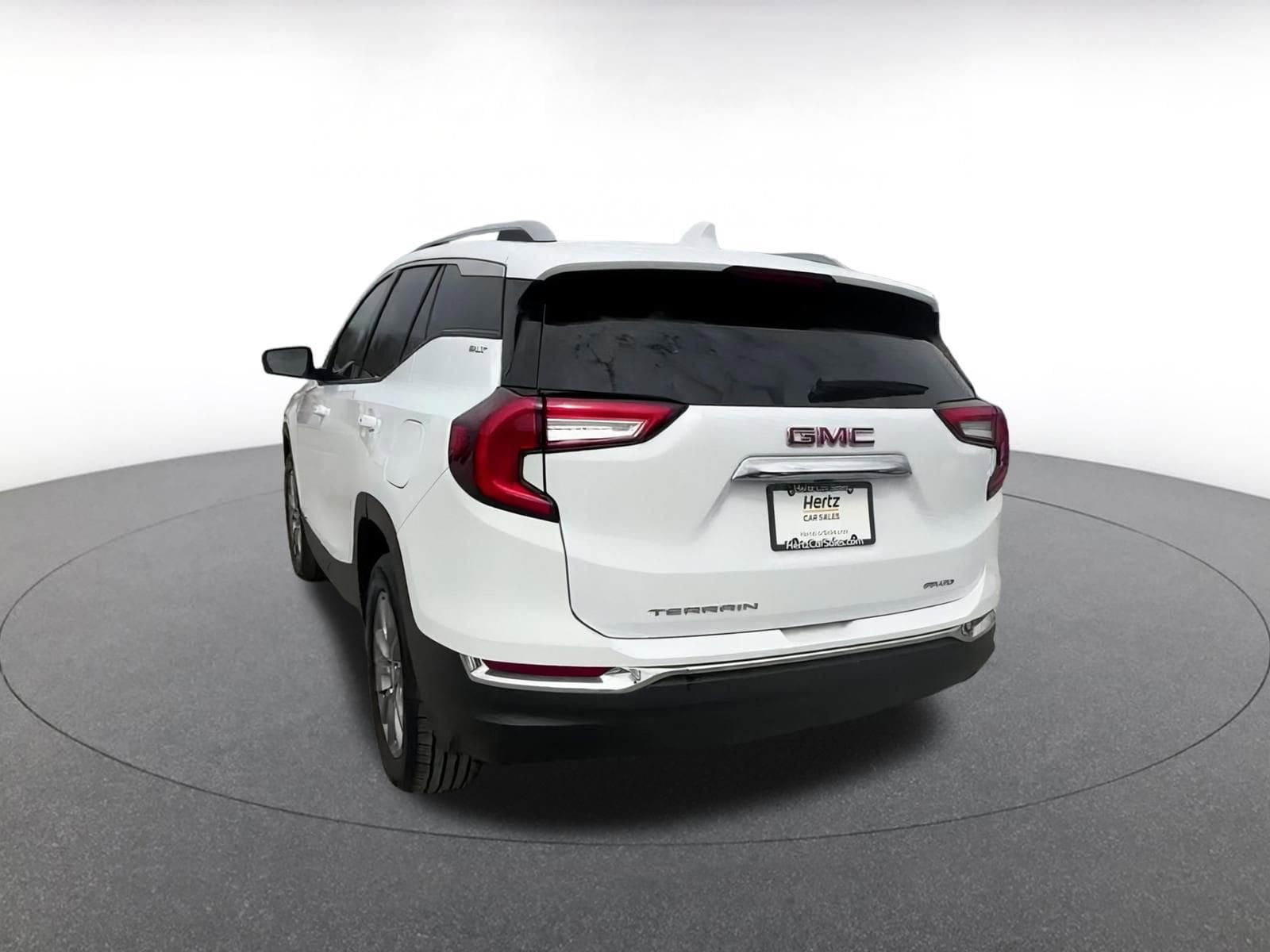 2024 GMC Terrain SLT 11
