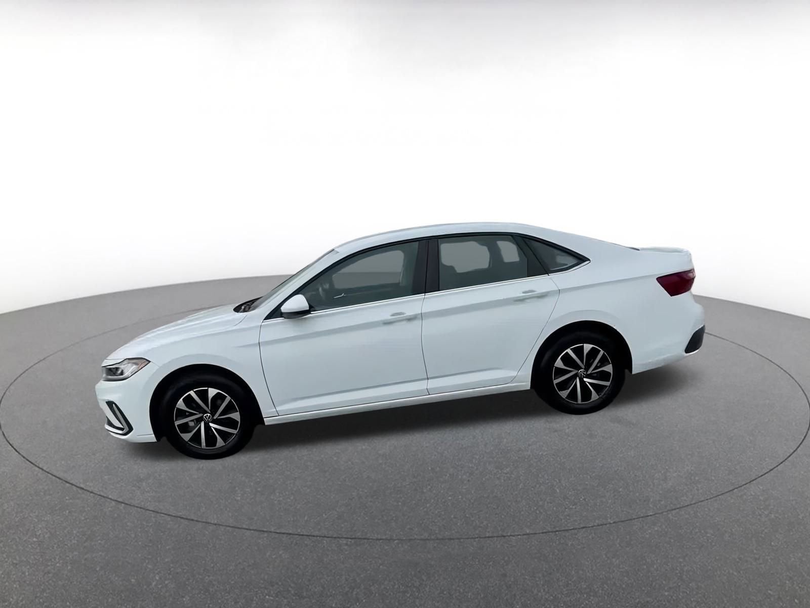 Thumbnail: 2025 Volkswagen Jetta - 9