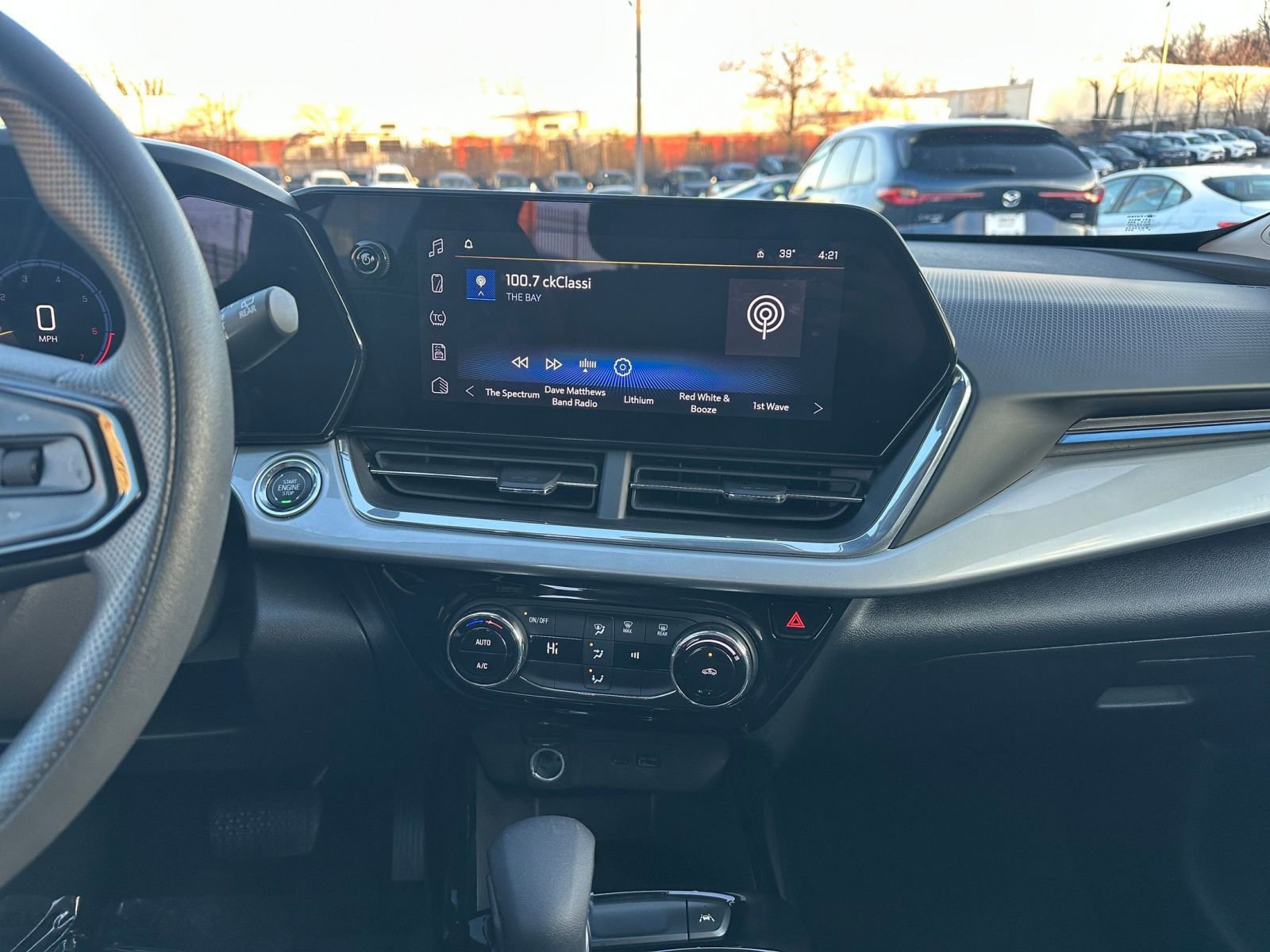 Thumbnail: 2025 Chevrolet Trax - 18