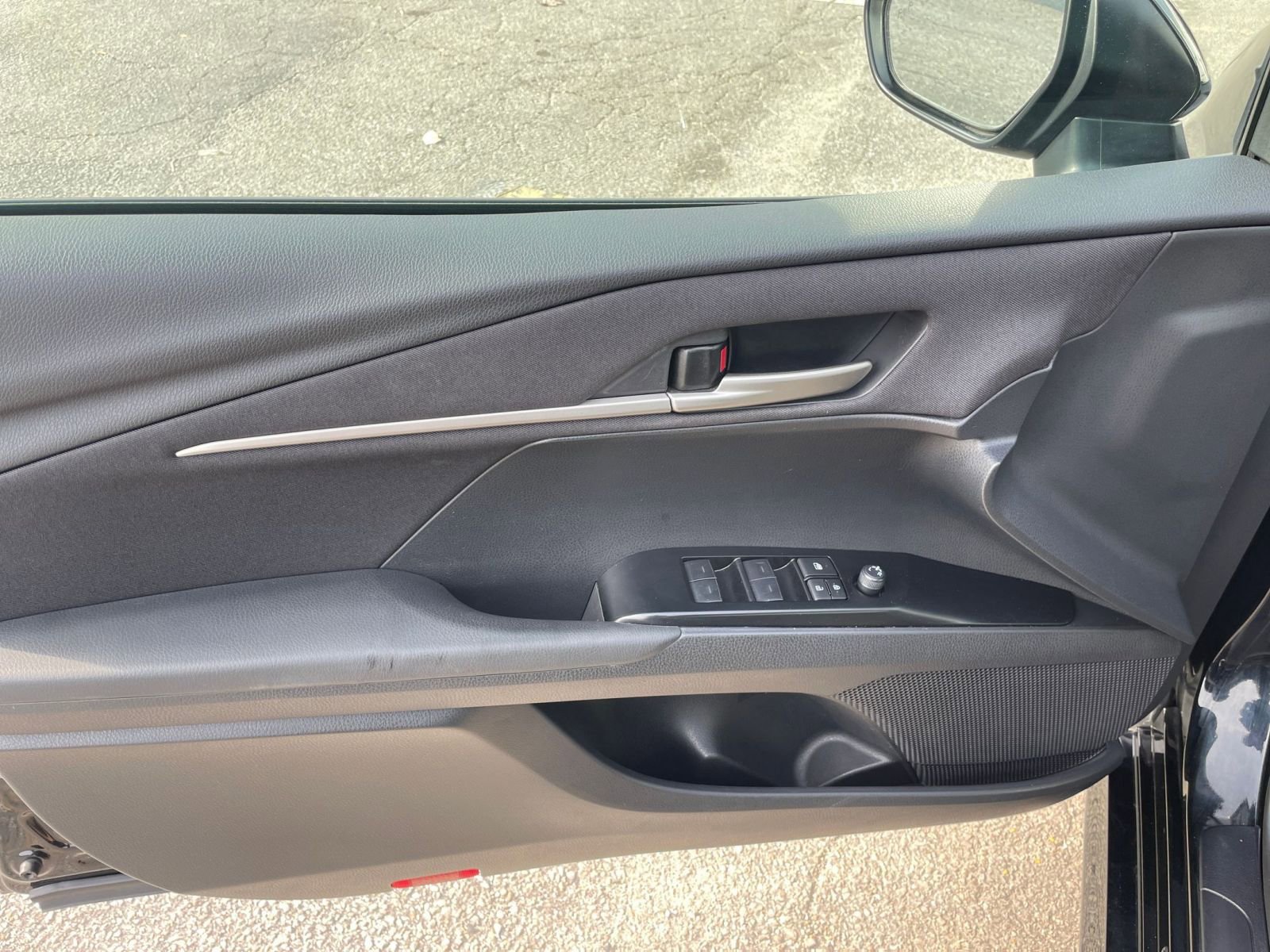 Thumbnail: 2025 Toyota Camry - 20