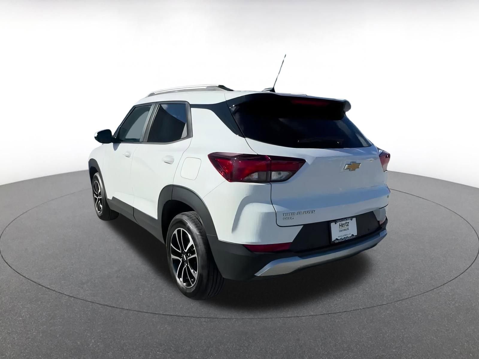 Thumbnail: 2025 Chevrolet TrailBlazer - 11