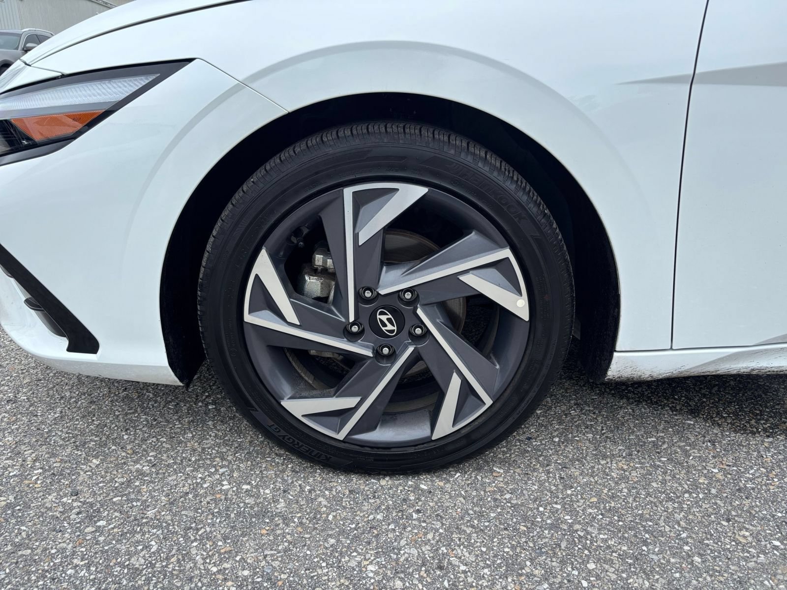 Thumbnail: 2025 Hyundai Elantra - 25