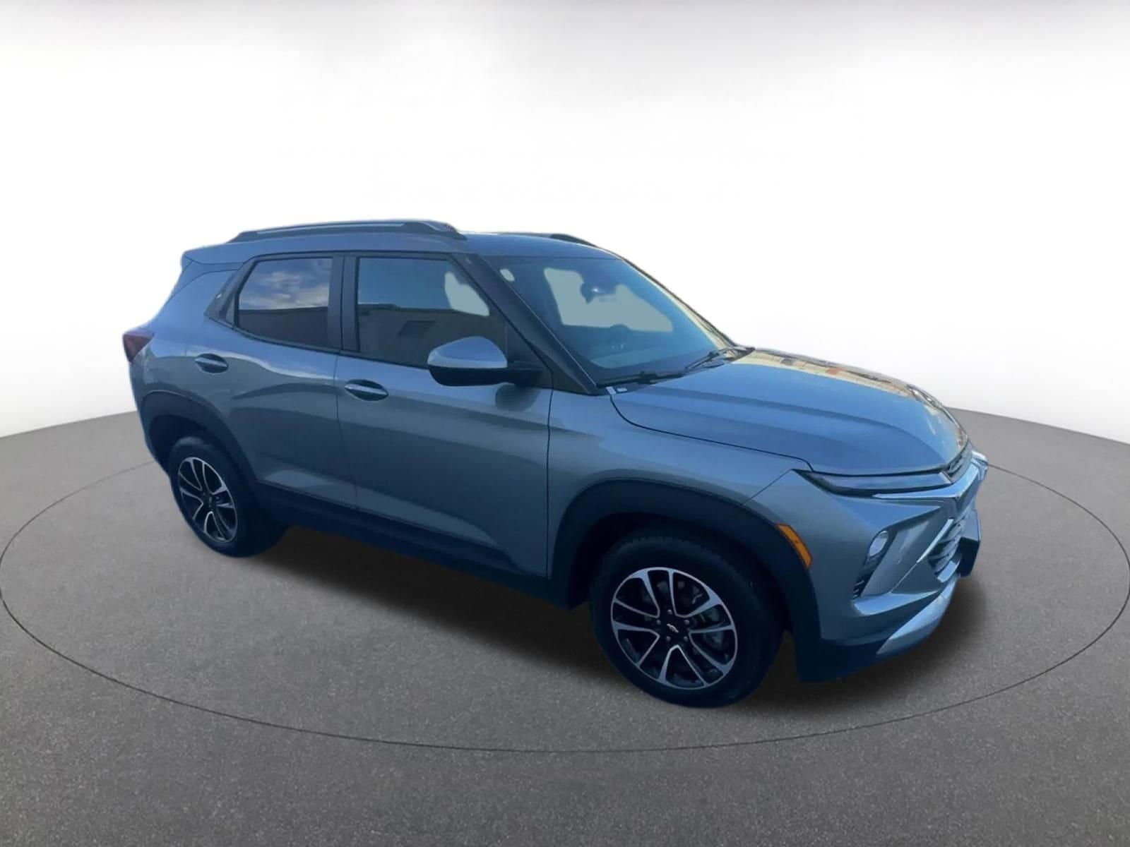 Thumbnail: 2025 Chevrolet TrailBlazer - 2