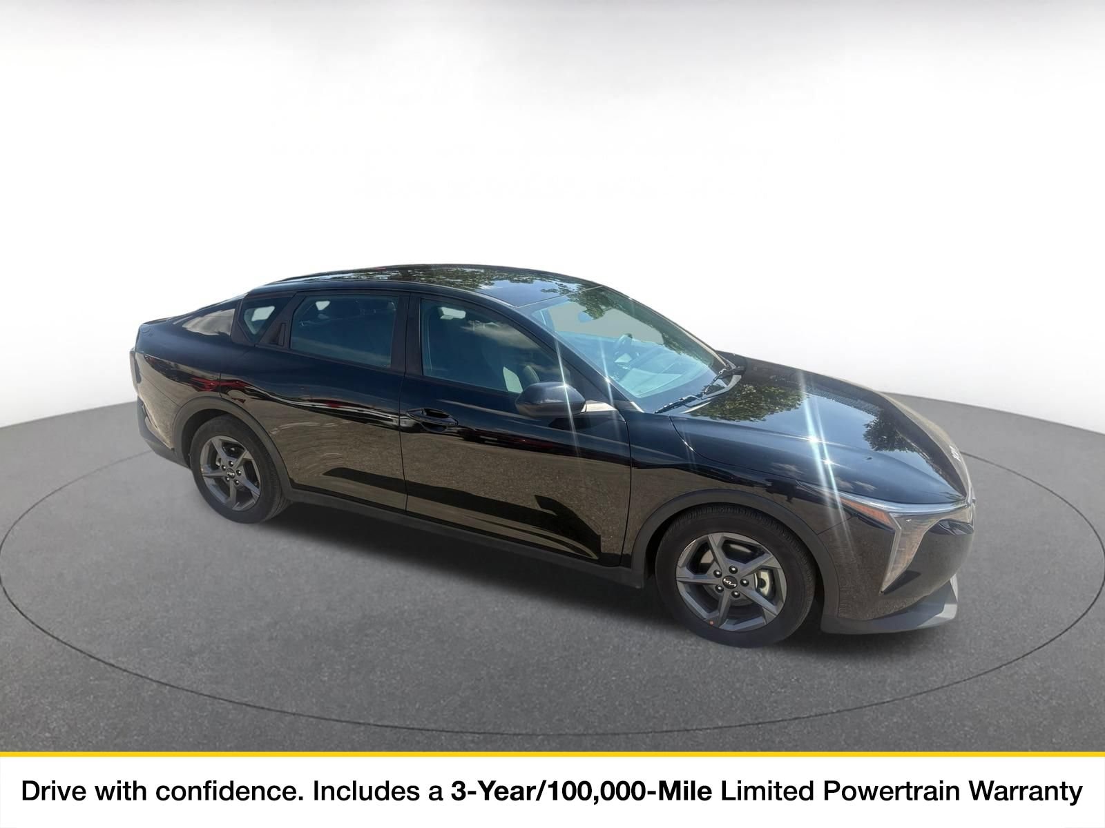 Thumbnail: 2025 Kia K4 - 1