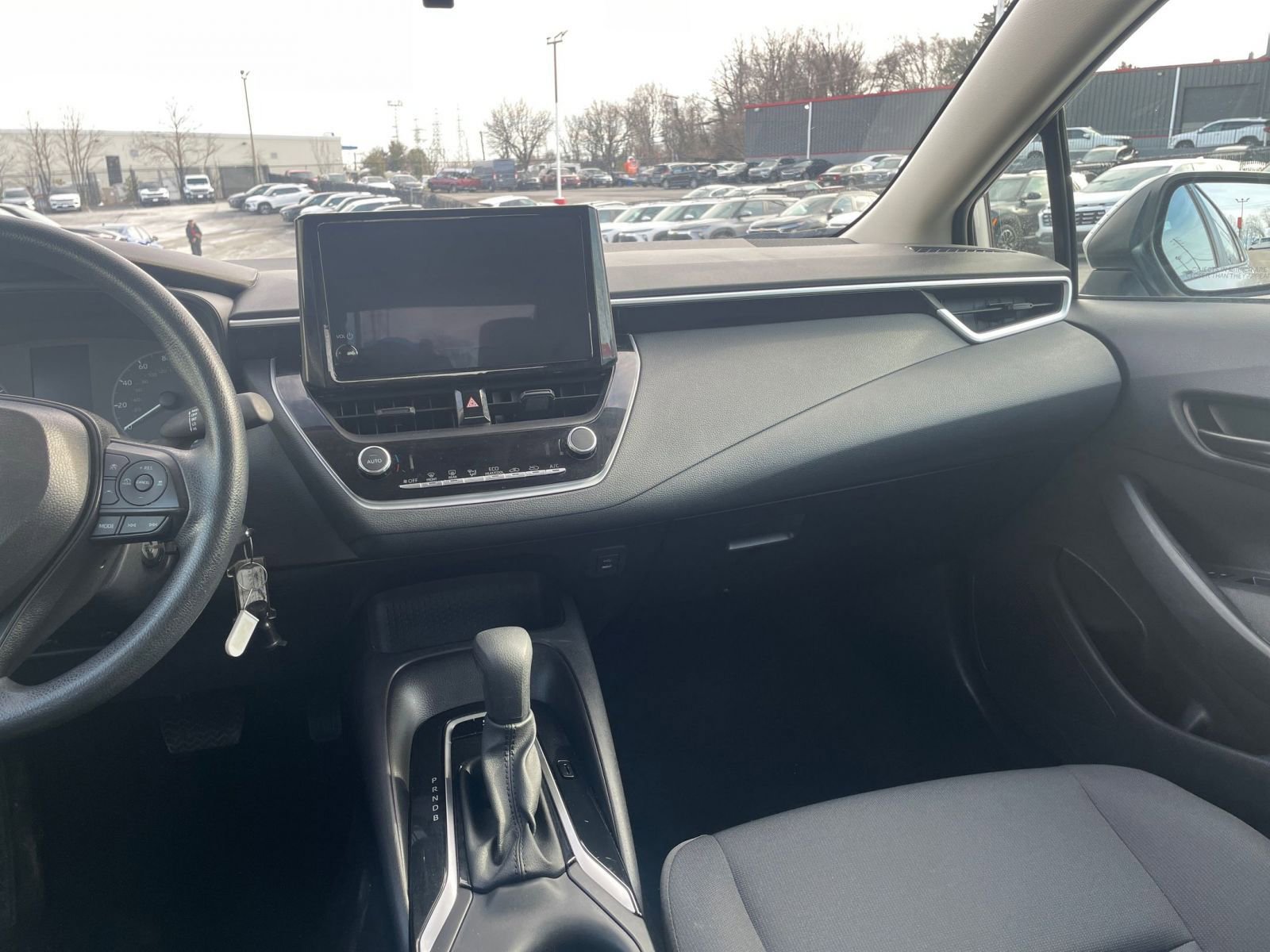 Thumbnail: 2025 Toyota Corolla - 33