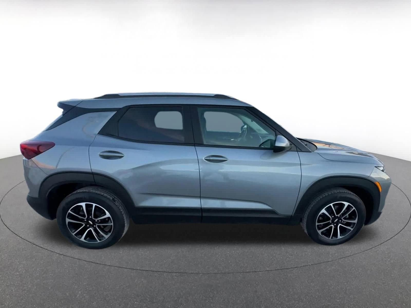 Thumbnail: 2025 Chevrolet TrailBlazer - 16