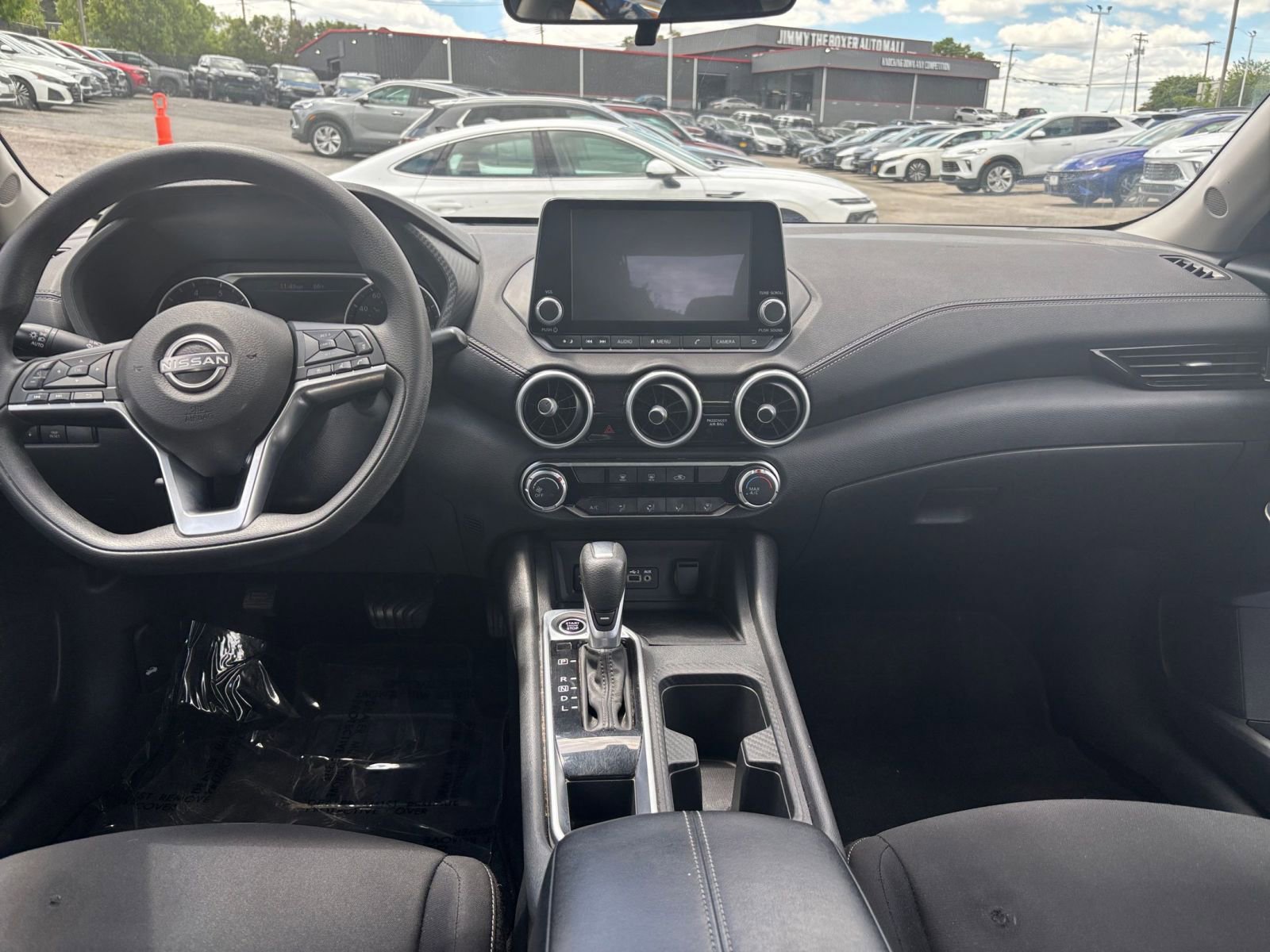 Thumbnail: 2025 Nissan Sentra - 17