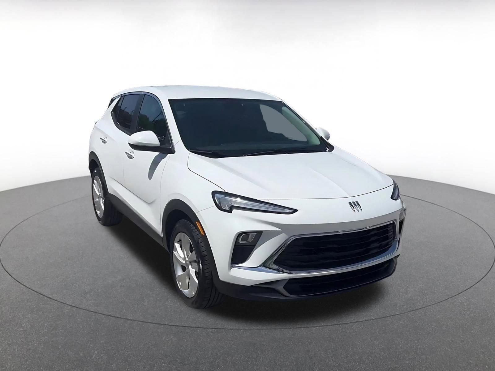 Thumbnail: 2025 Buick Encore GX - 3