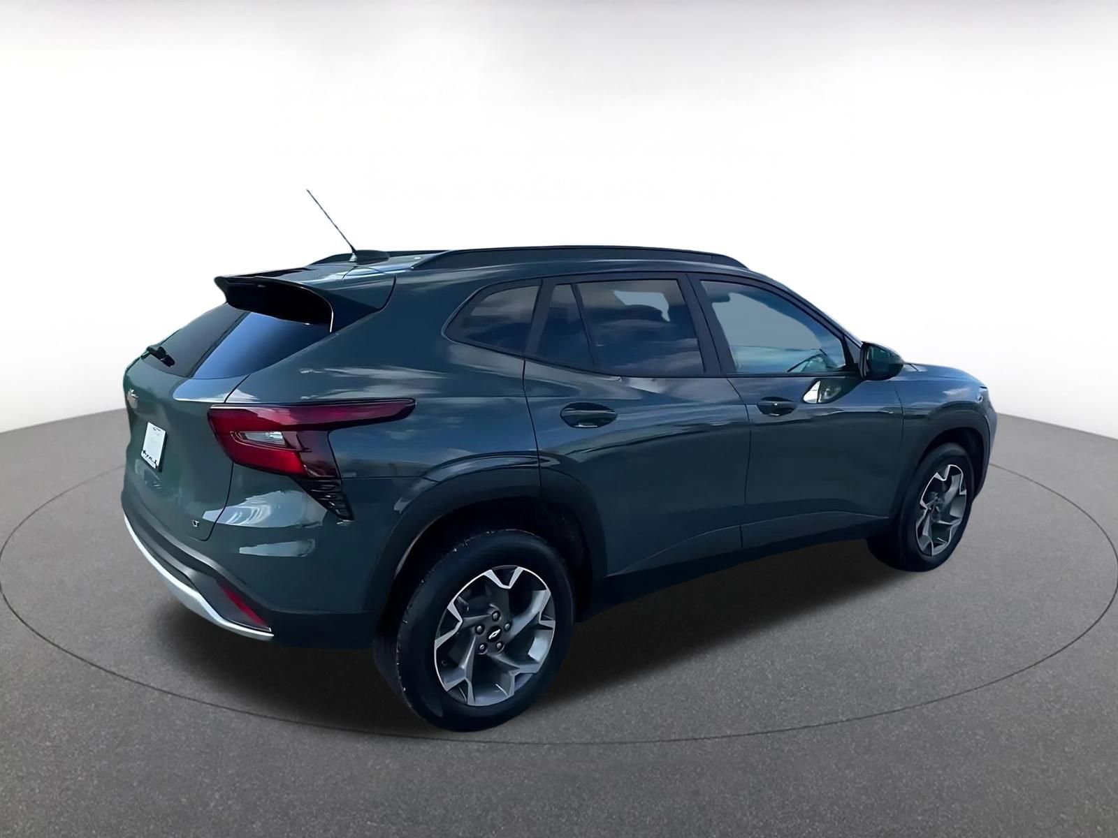 Thumbnail: 2025 Chevrolet Trax - 14