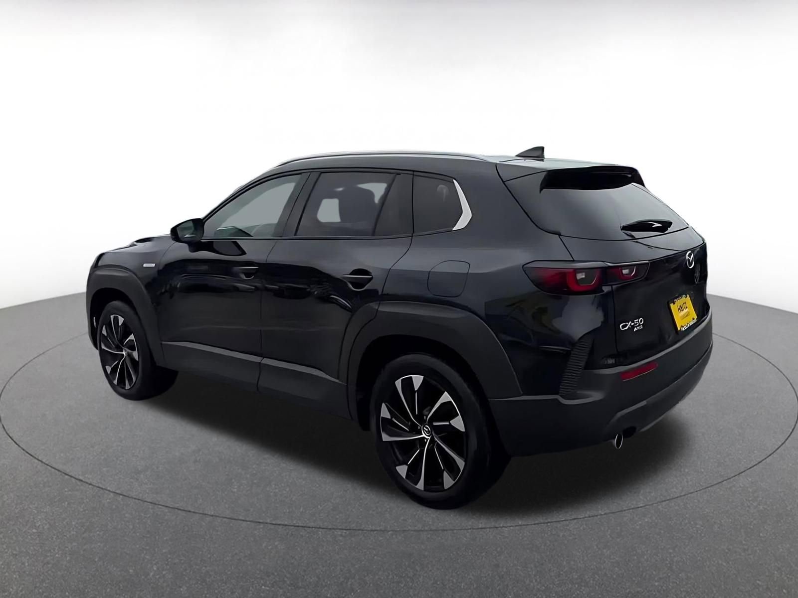 Thumbnail: 2025 Mazda CX-50 - 10
