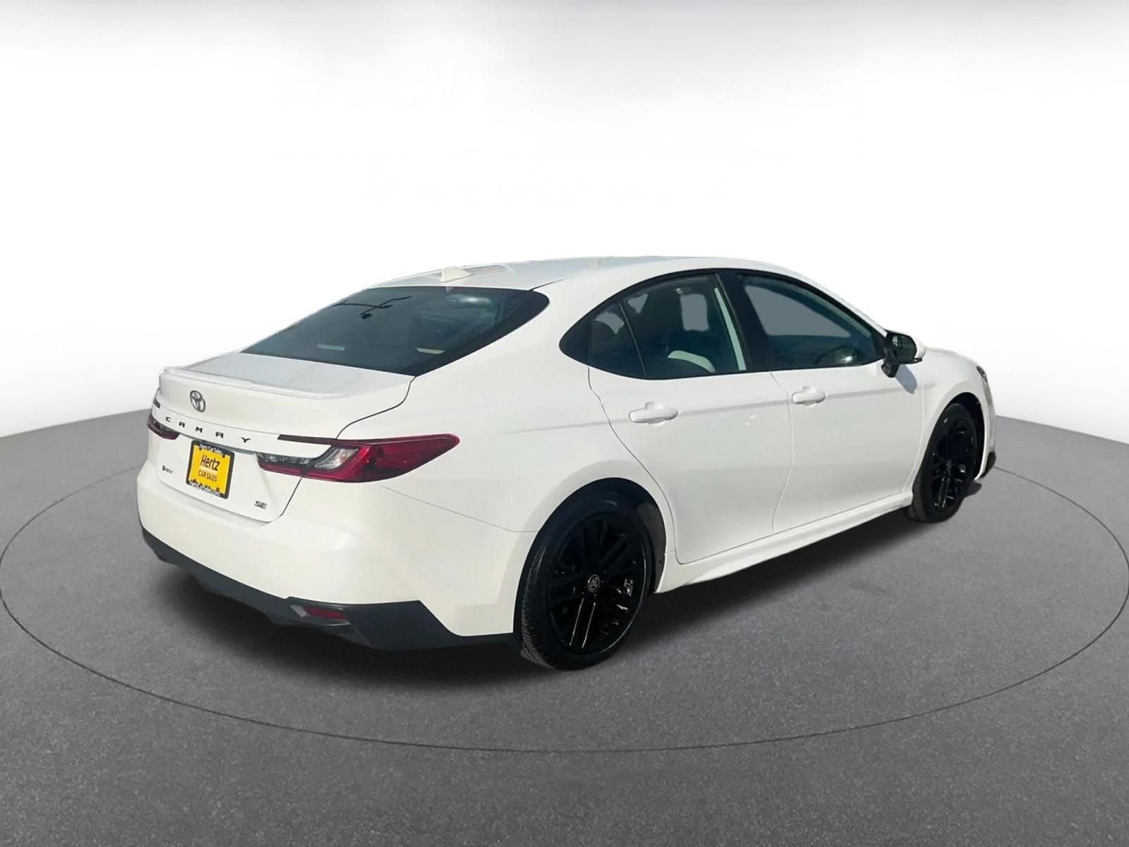 Thumbnail: 2025 Toyota Camry - 14