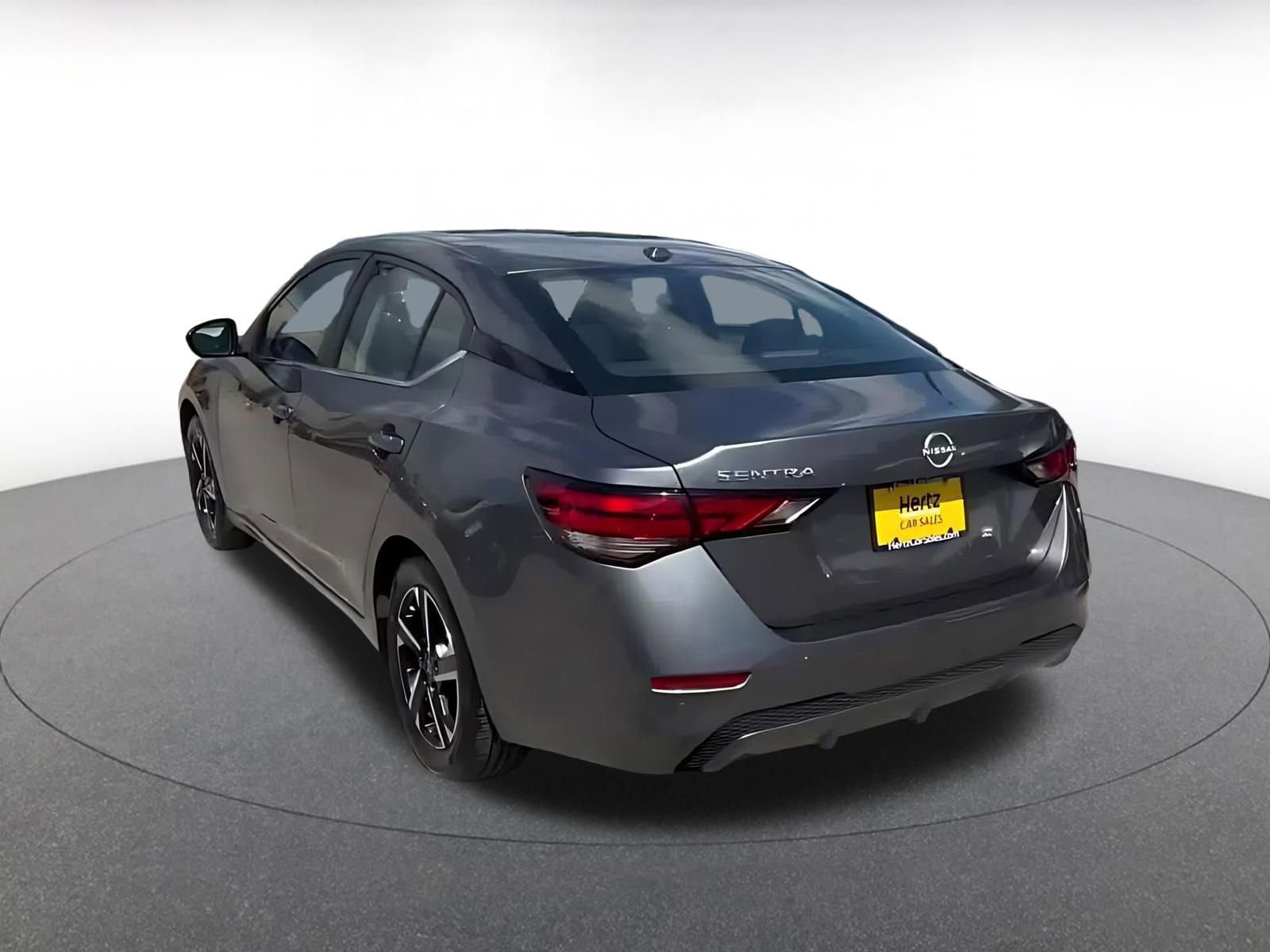 Thumbnail: 2025 Nissan Sentra - 11
