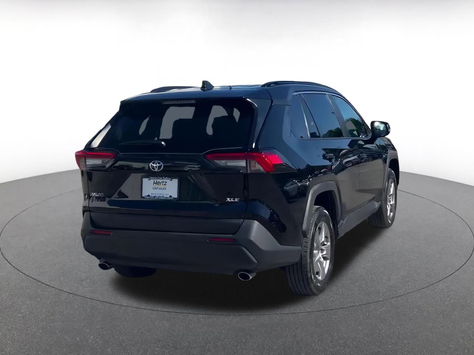 Thumbnail: 2025 Toyota RAV4 - 15