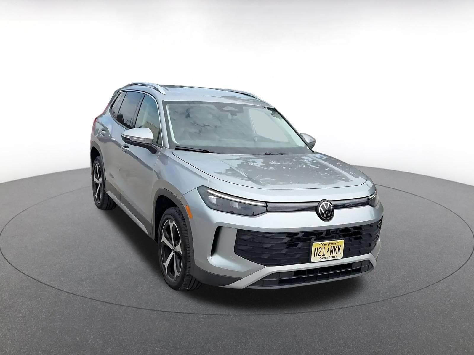 Thumbnail: 2026 Volkswagen Tiguan - 3