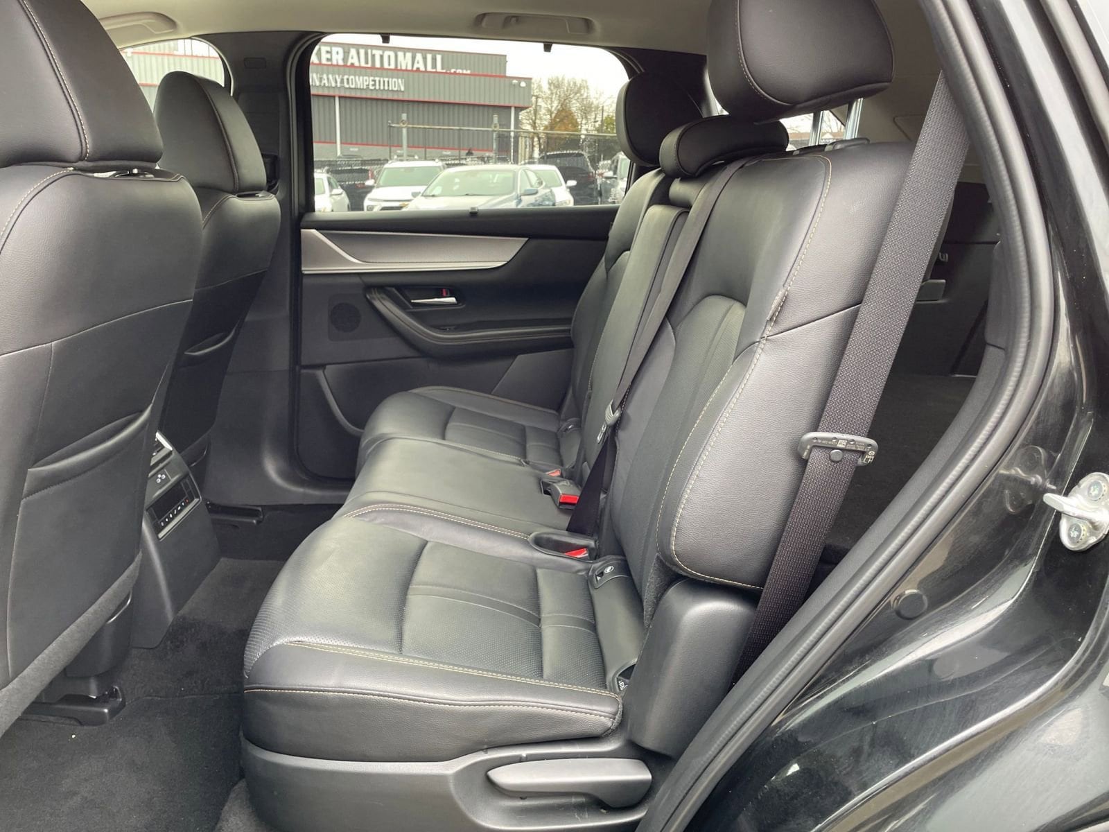 Thumbnail: 2025 Mazda CX-70 - 25