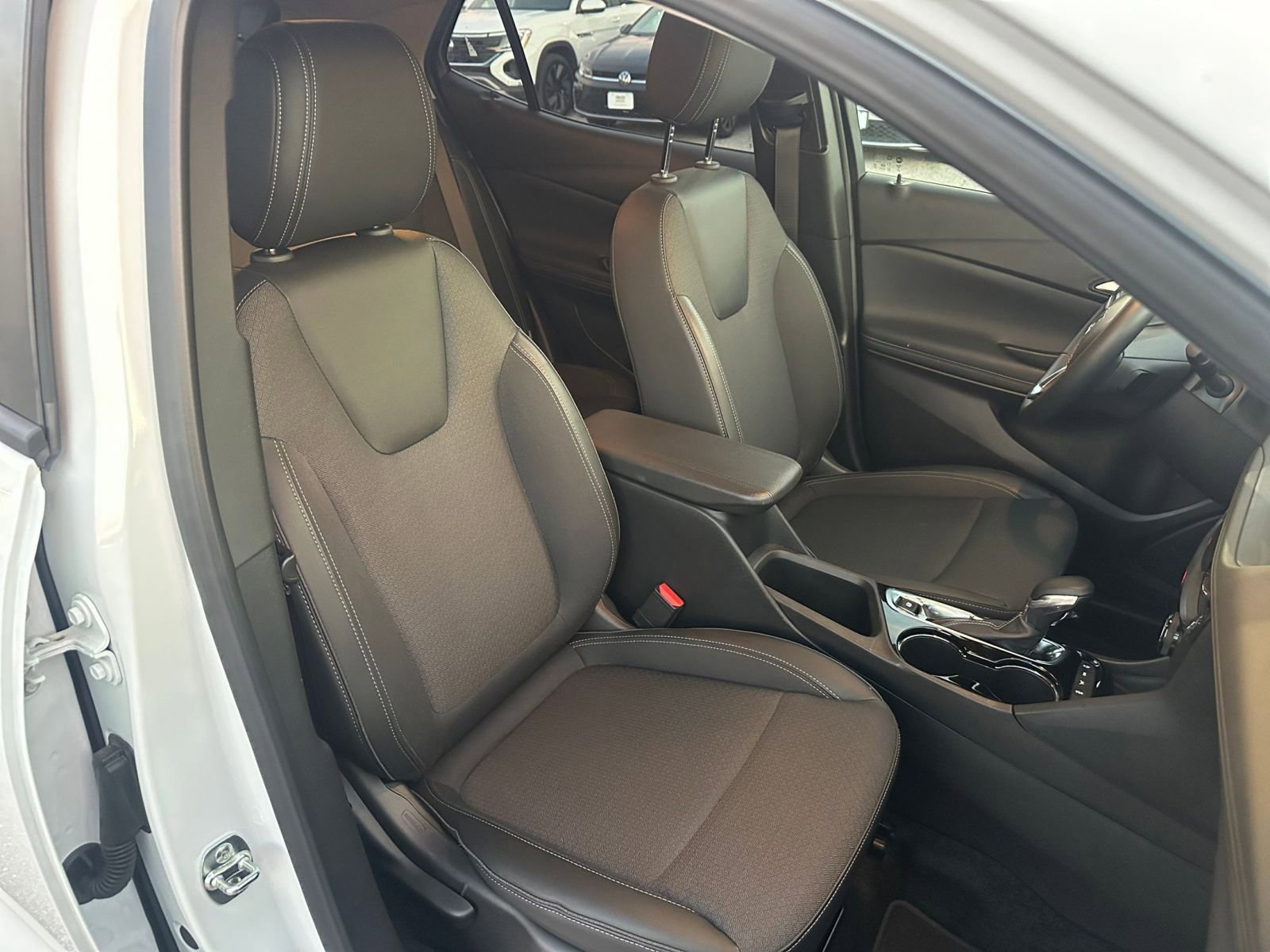 Thumbnail: 2025 Buick Encore GX - 34