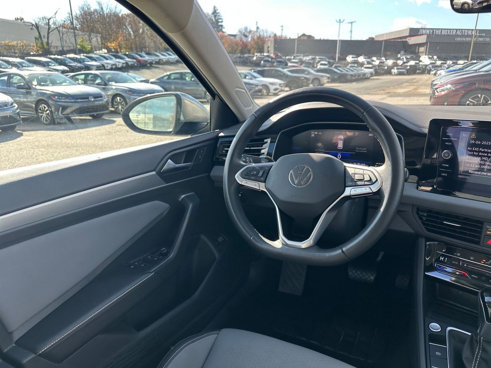 Thumbnail: 2025 Volkswagen Jetta - 33