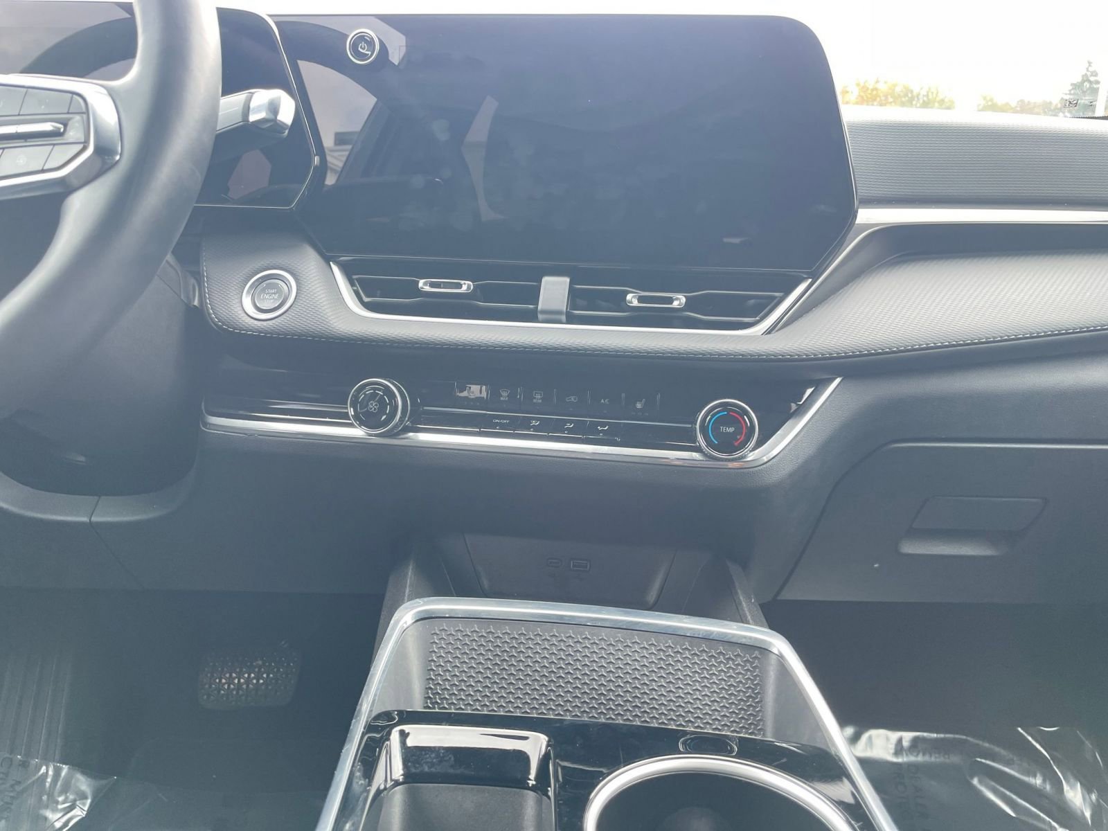 Thumbnail: 2025 Chevrolet Equinox - 18