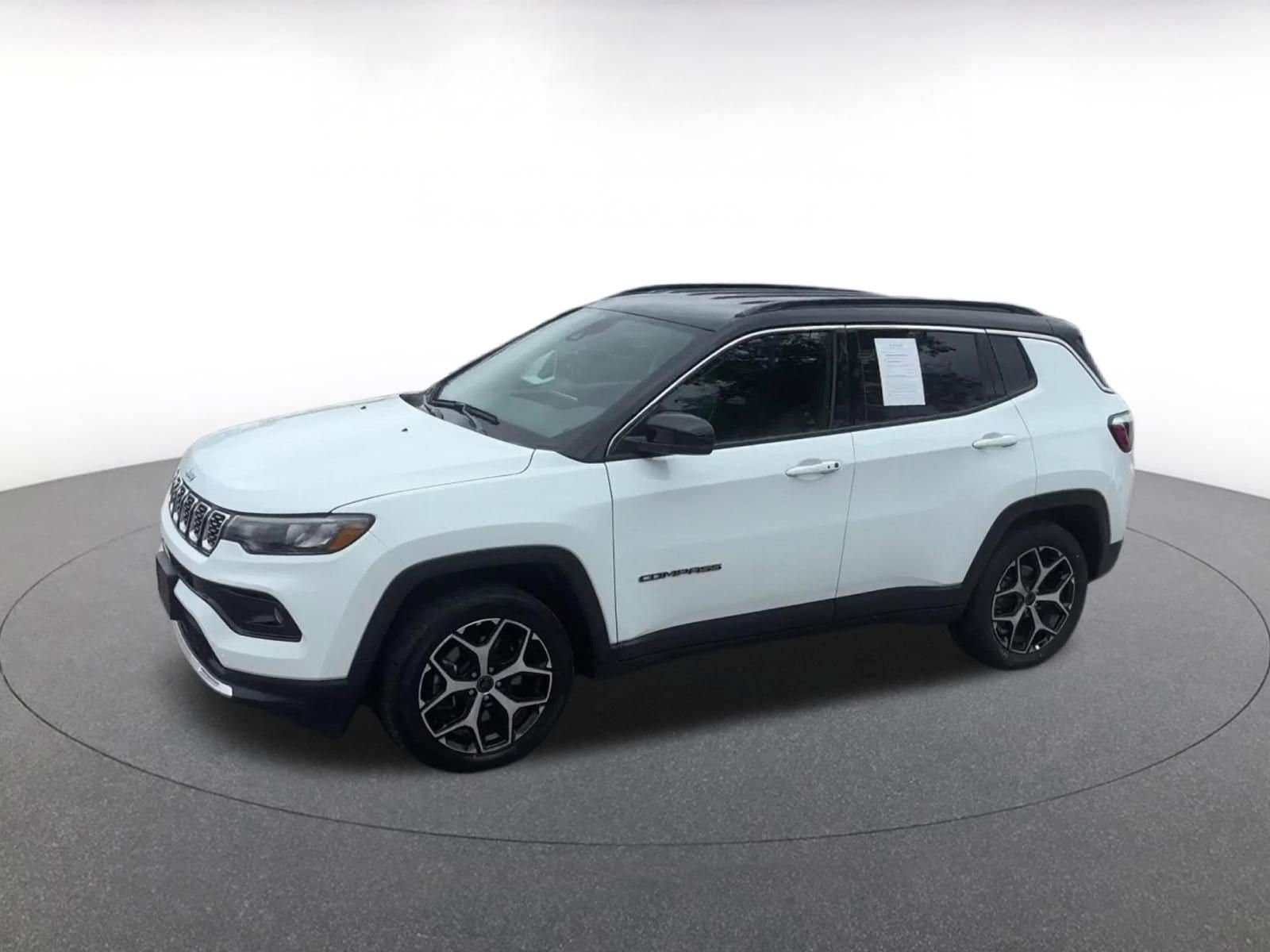 Thumbnail: 2025 Jeep Compass - 8