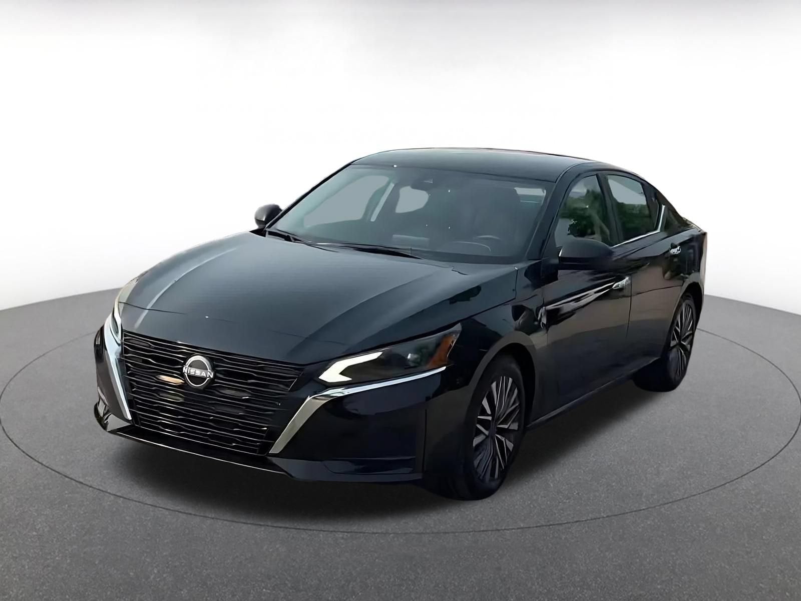 Thumbnail: 2025 Nissan Altima - 7