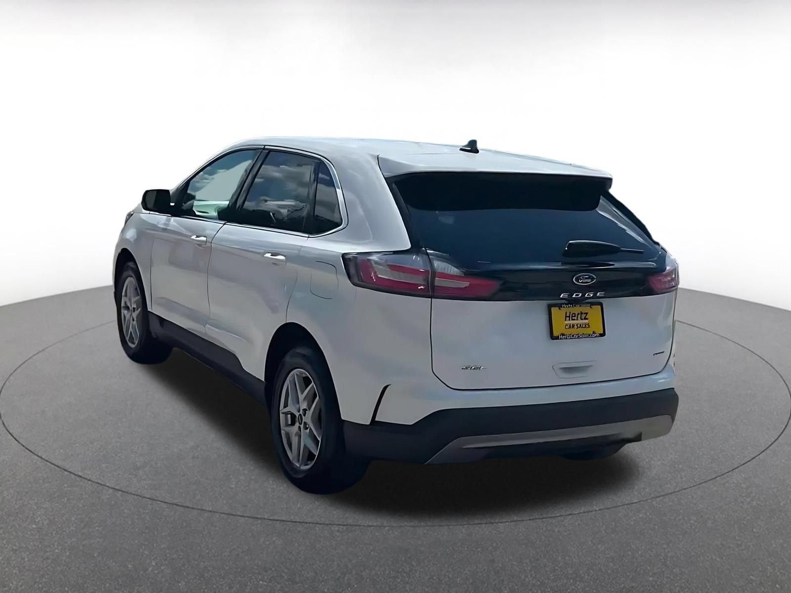 Thumbnail: 2024 Ford Edge - 10
